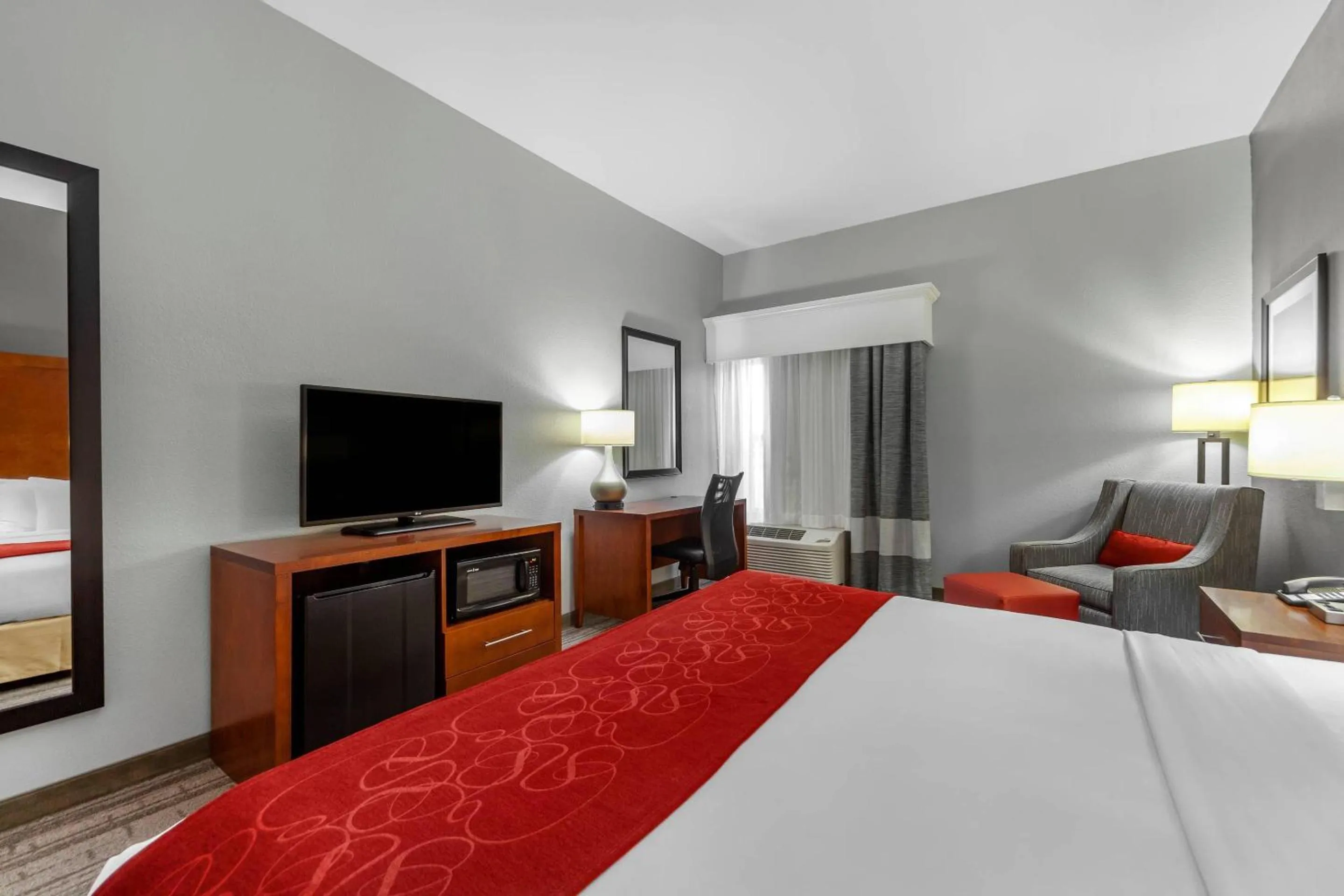 Bedroom, Bed in Comfort Inn Kearney I-80