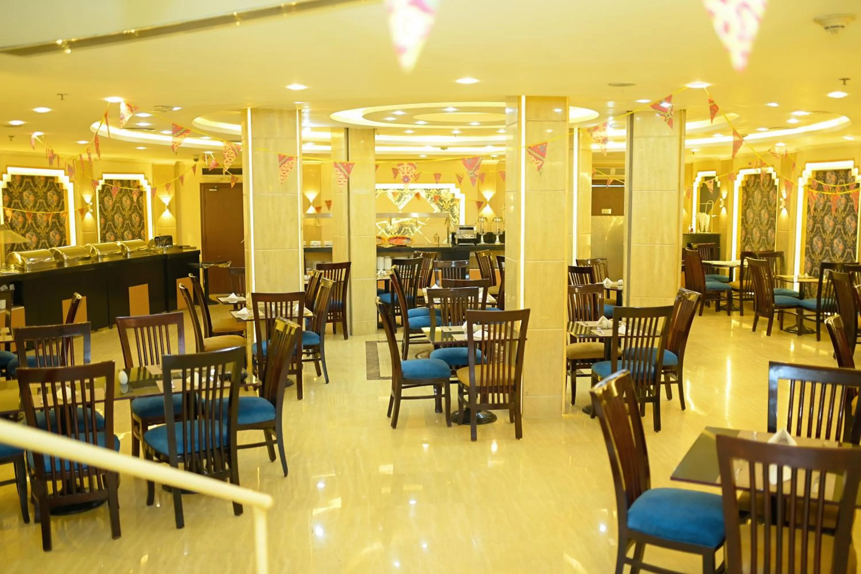 Restaurant/places to eat in Cleopatra Hotel