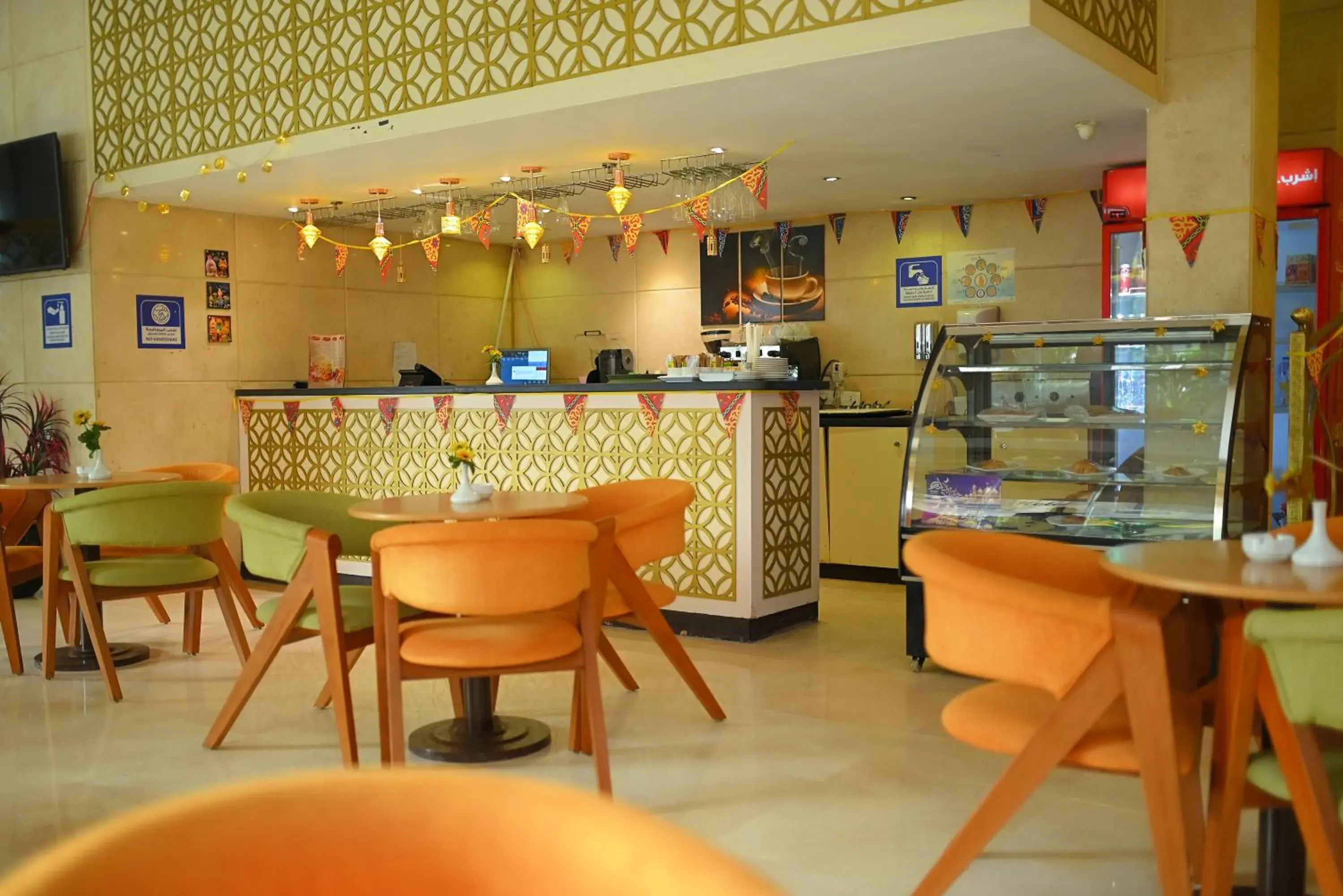 Restaurant/places to eat in Cleopatra Hotel Restaurant/places to eat in Cleopatra Hotel