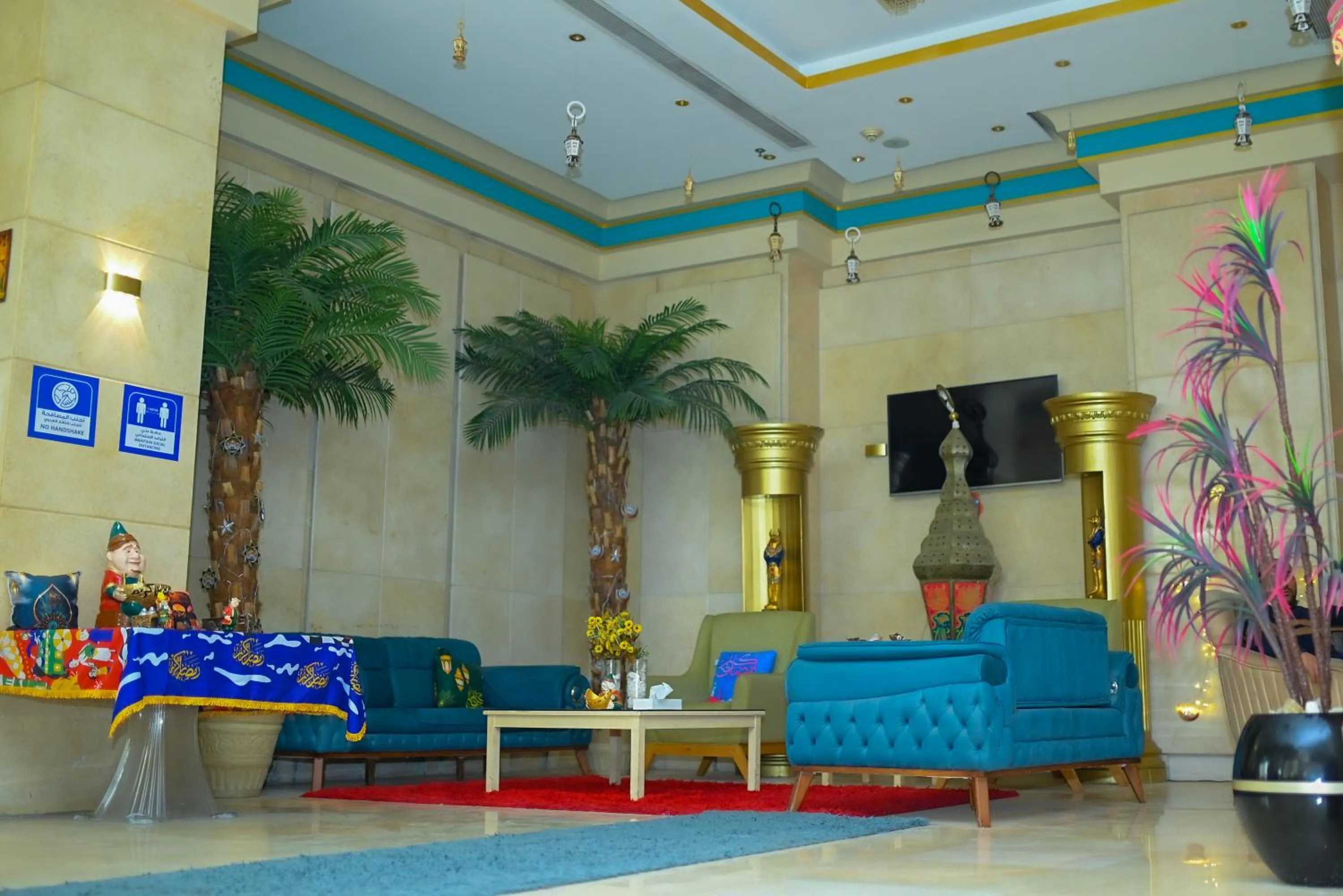 Seating area in Cleopatra Hotel