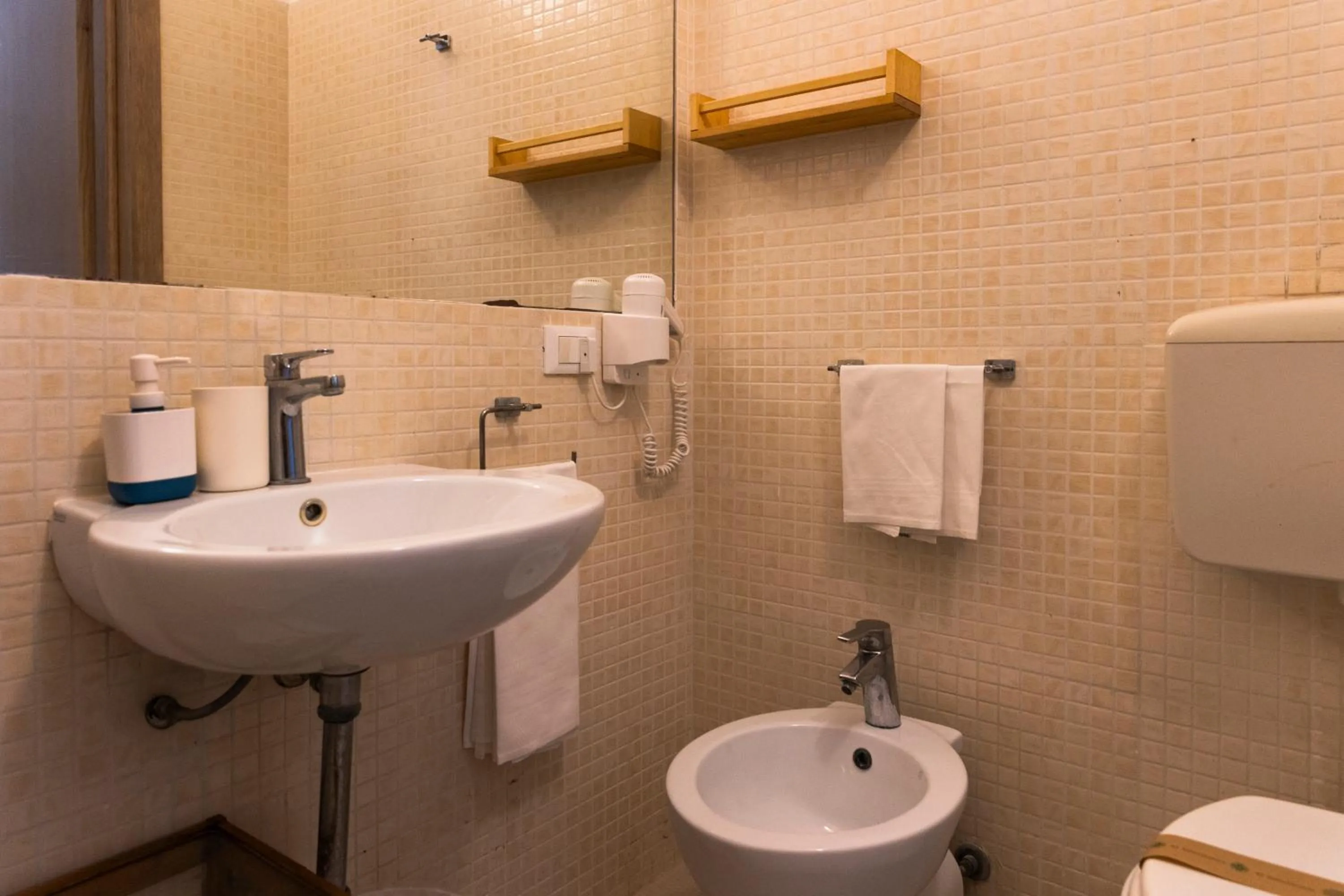 Bathroom in Hotel Baia Del Sole