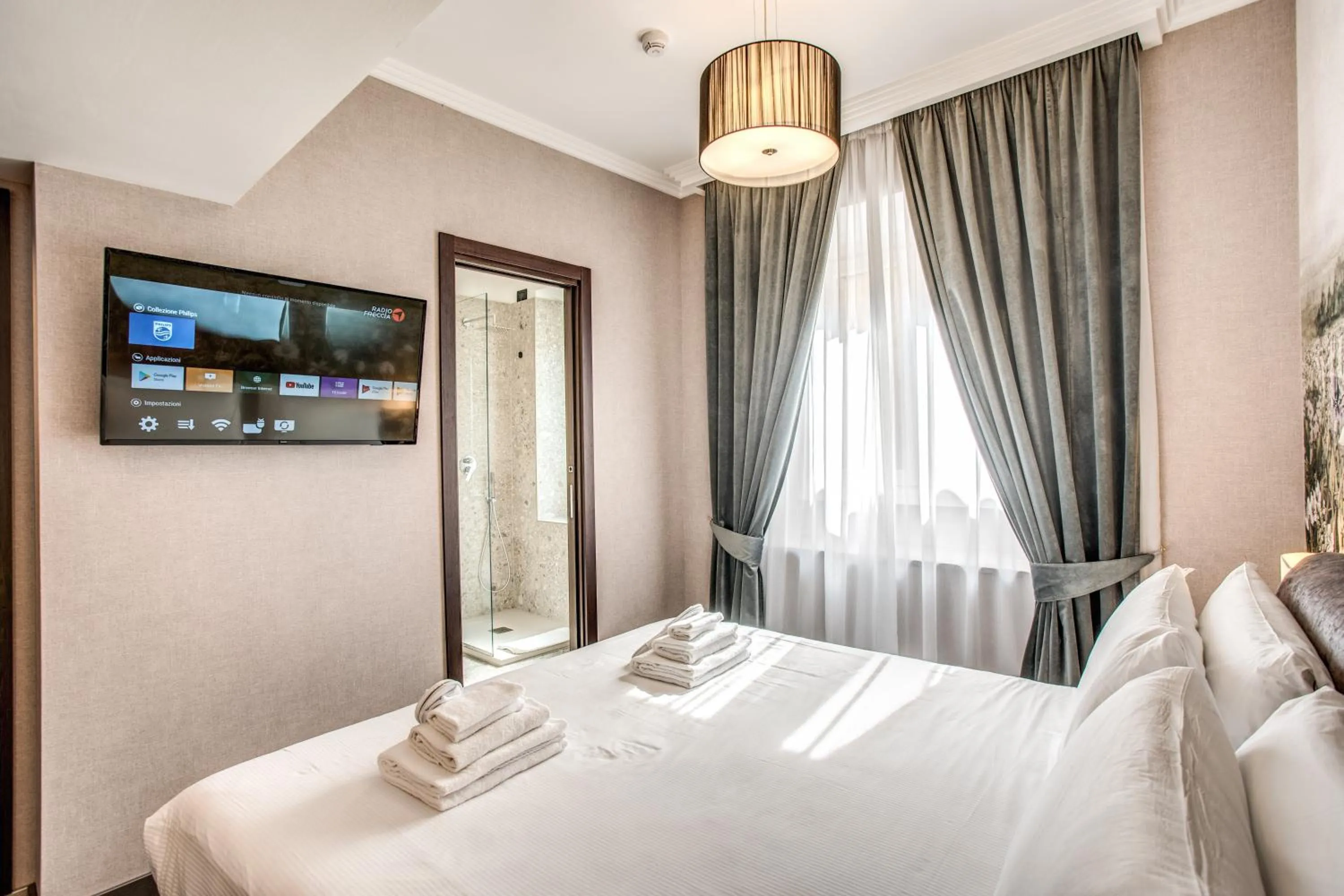 Bedroom, Bed in PAX hotel