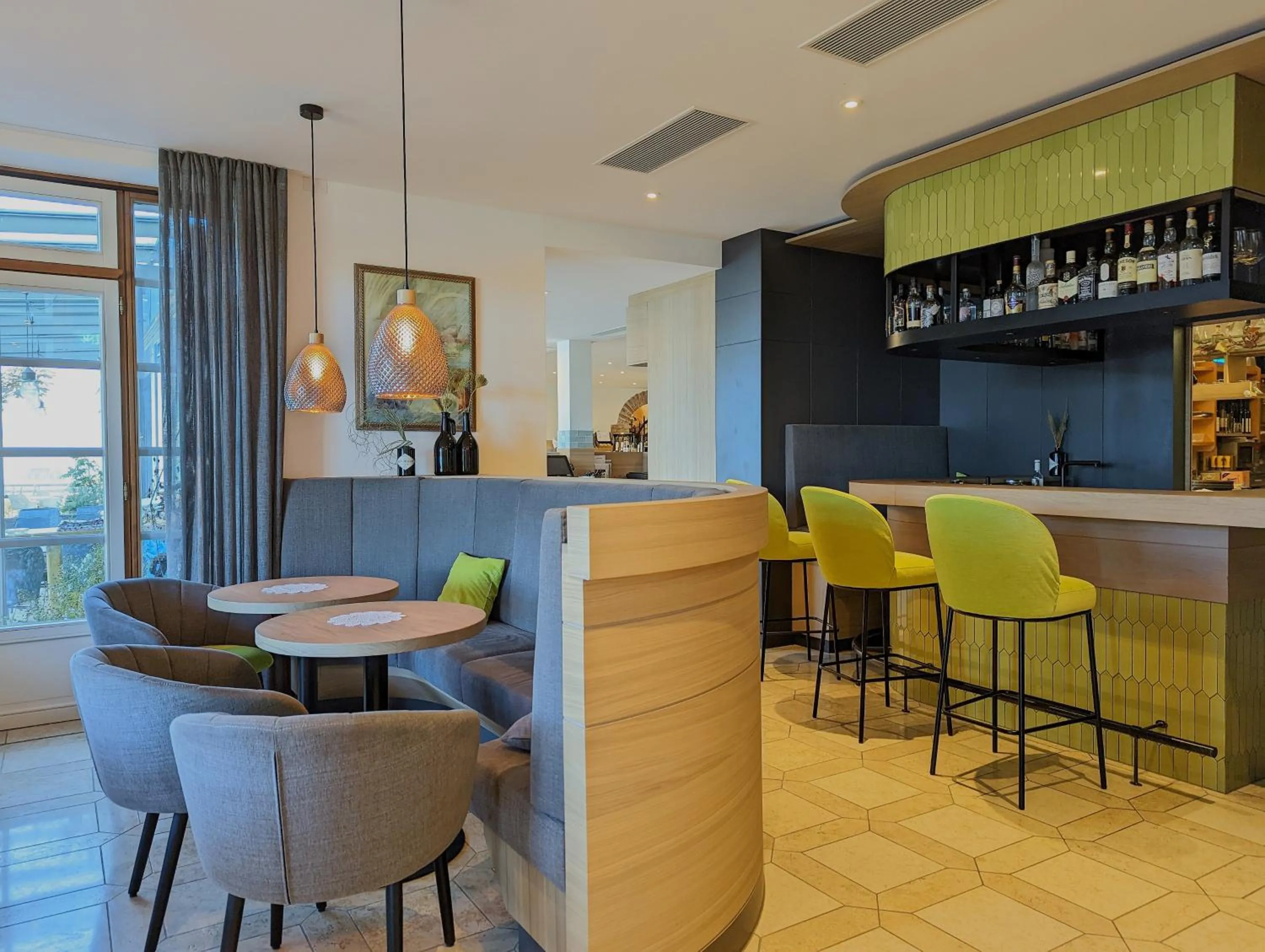 Lounge or bar in Hotel Stadler am Attersee