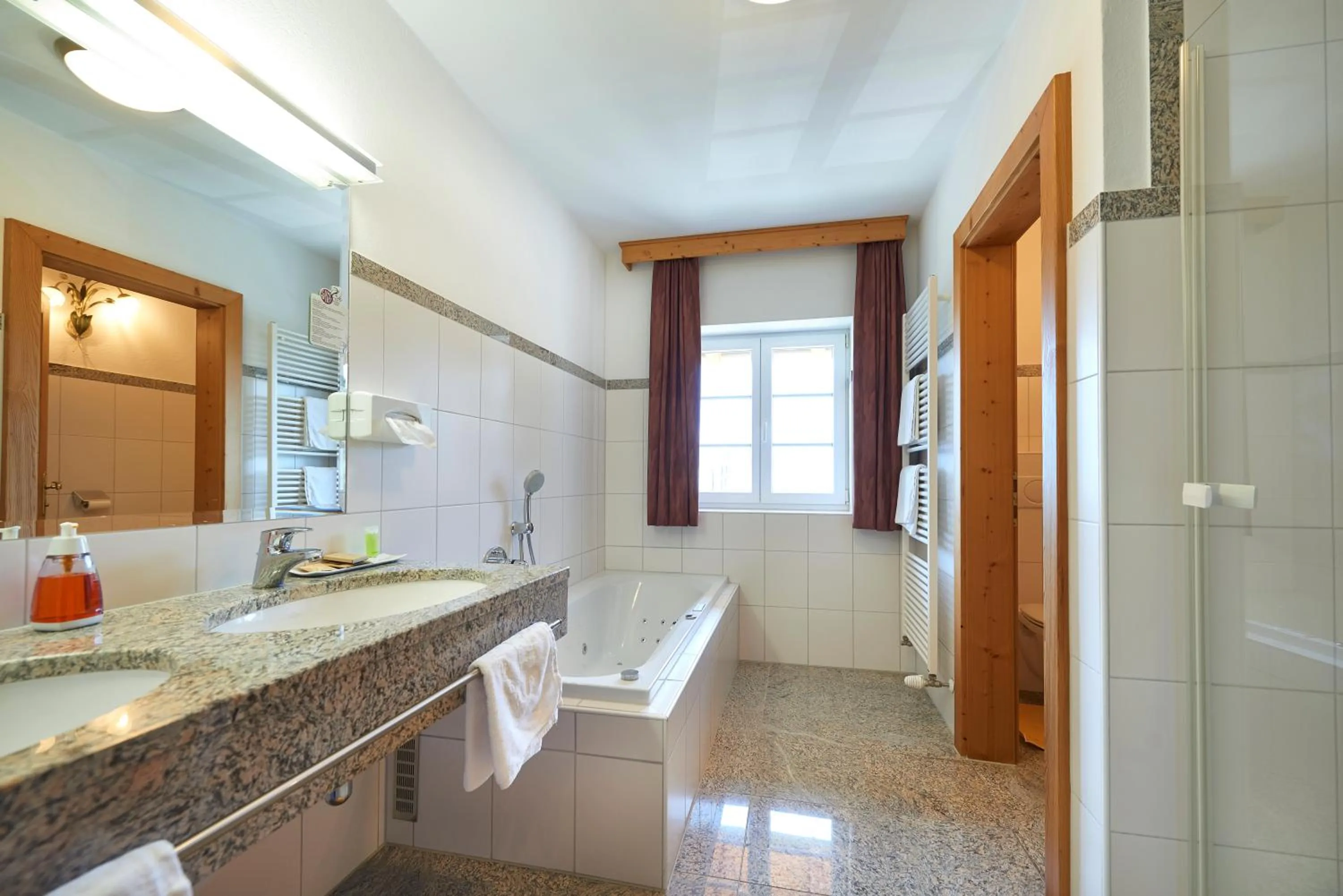 Bathroom in Hotel Stadler am Attersee