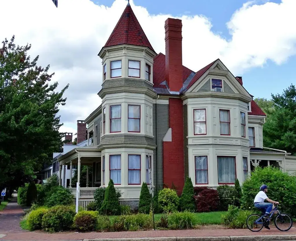The Gregory House - A Maine Victorian Mansion The Gregory House - A Maine Victorian Mansion