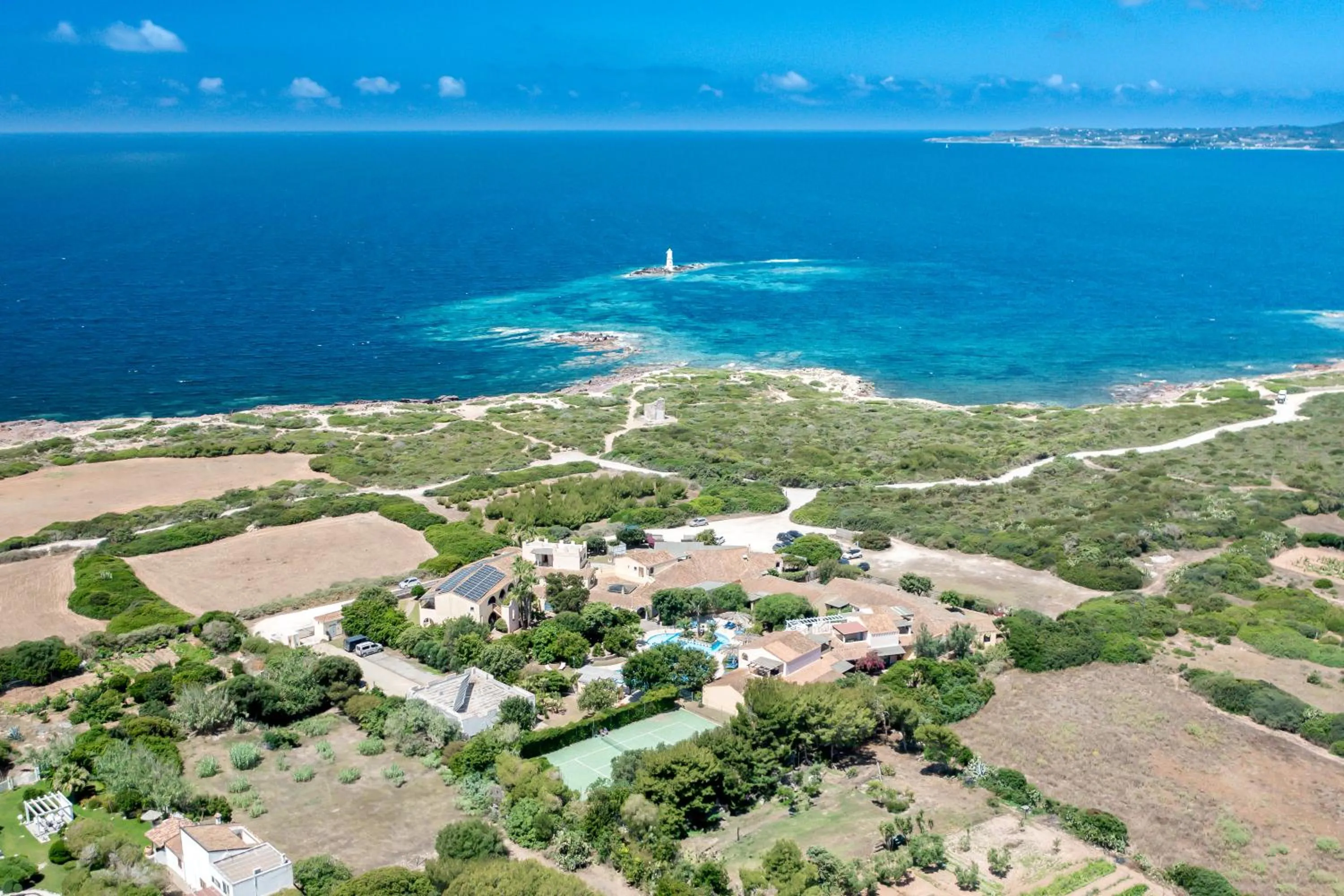 Property building in Hotel Luci Del Faro