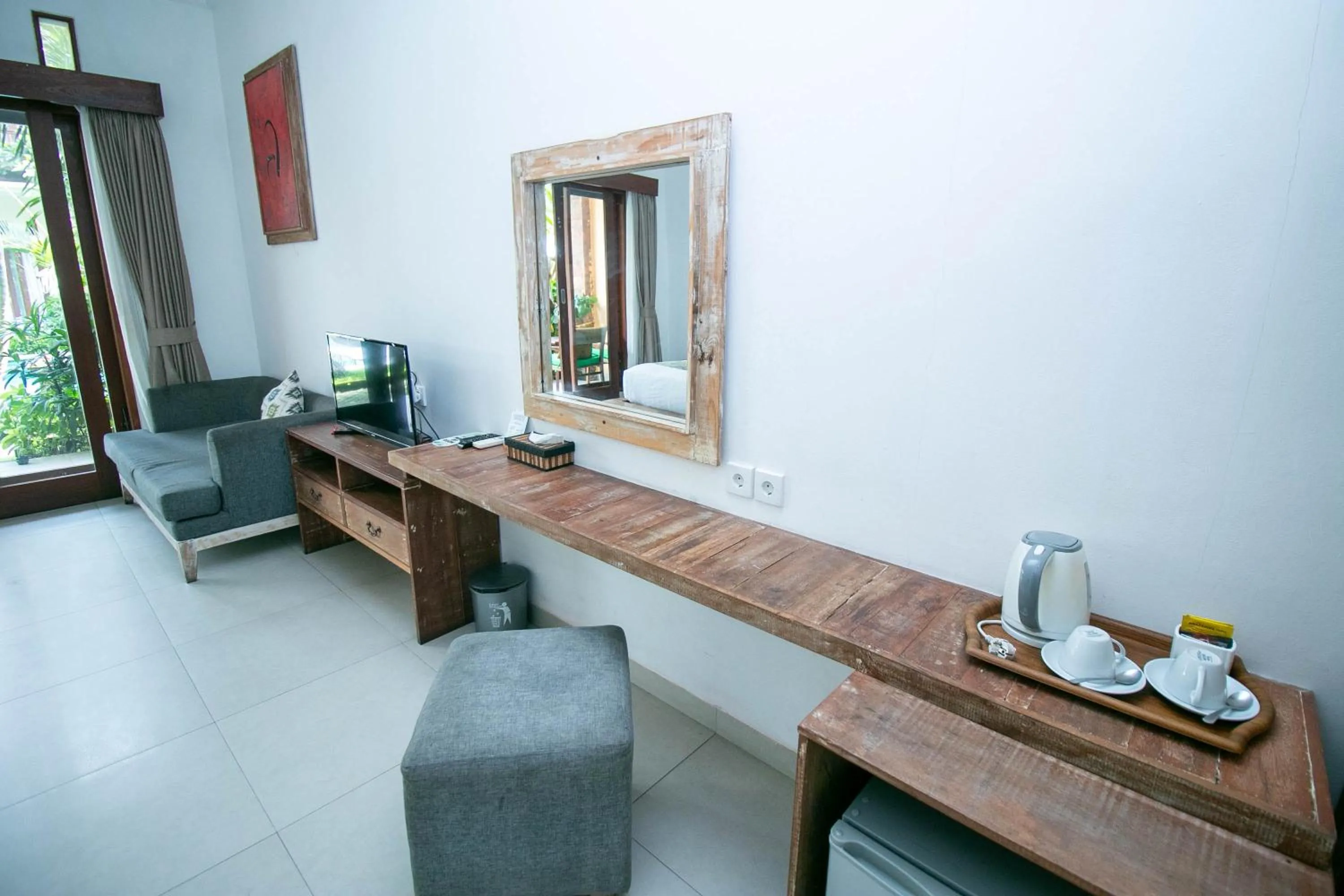 Bedroom in Mina Pelasa Hotel