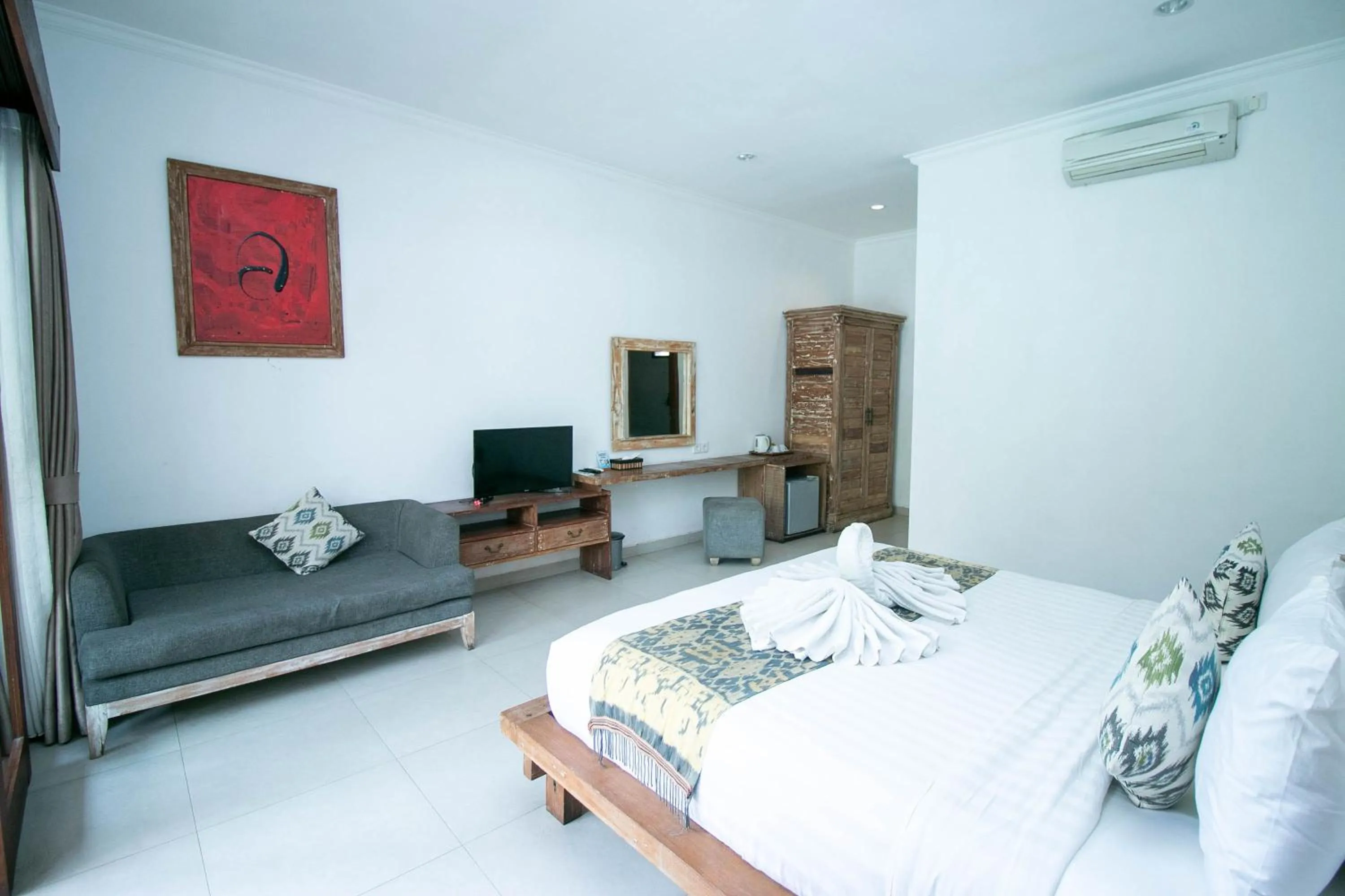 Bedroom, Bed in Mina Pelasa Hotel