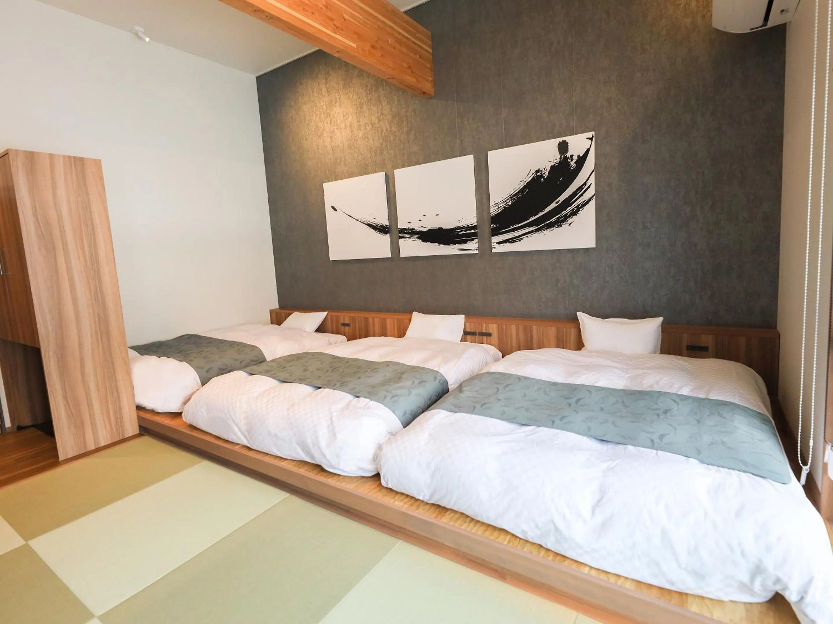 Bed in Hakuba Ryujin Onsen RYOKAN SUI