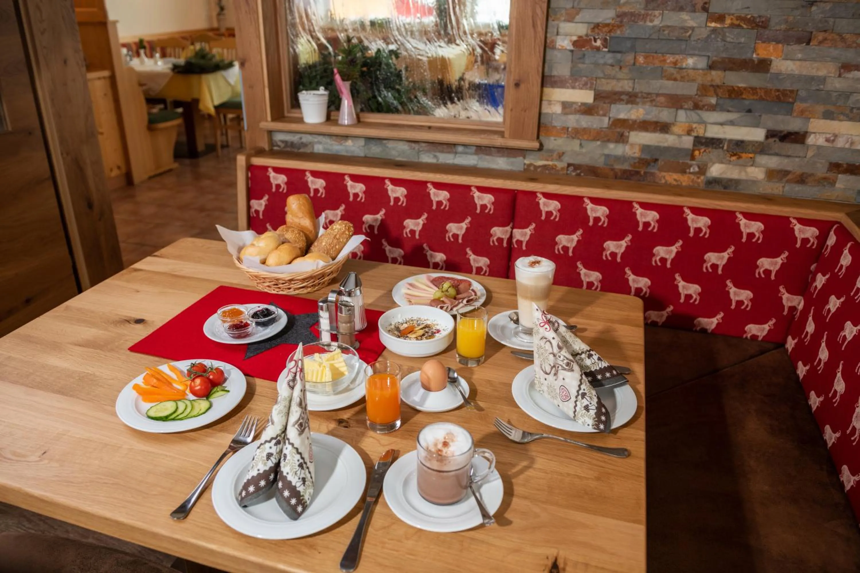 Hotel & Appartement Auerhahn