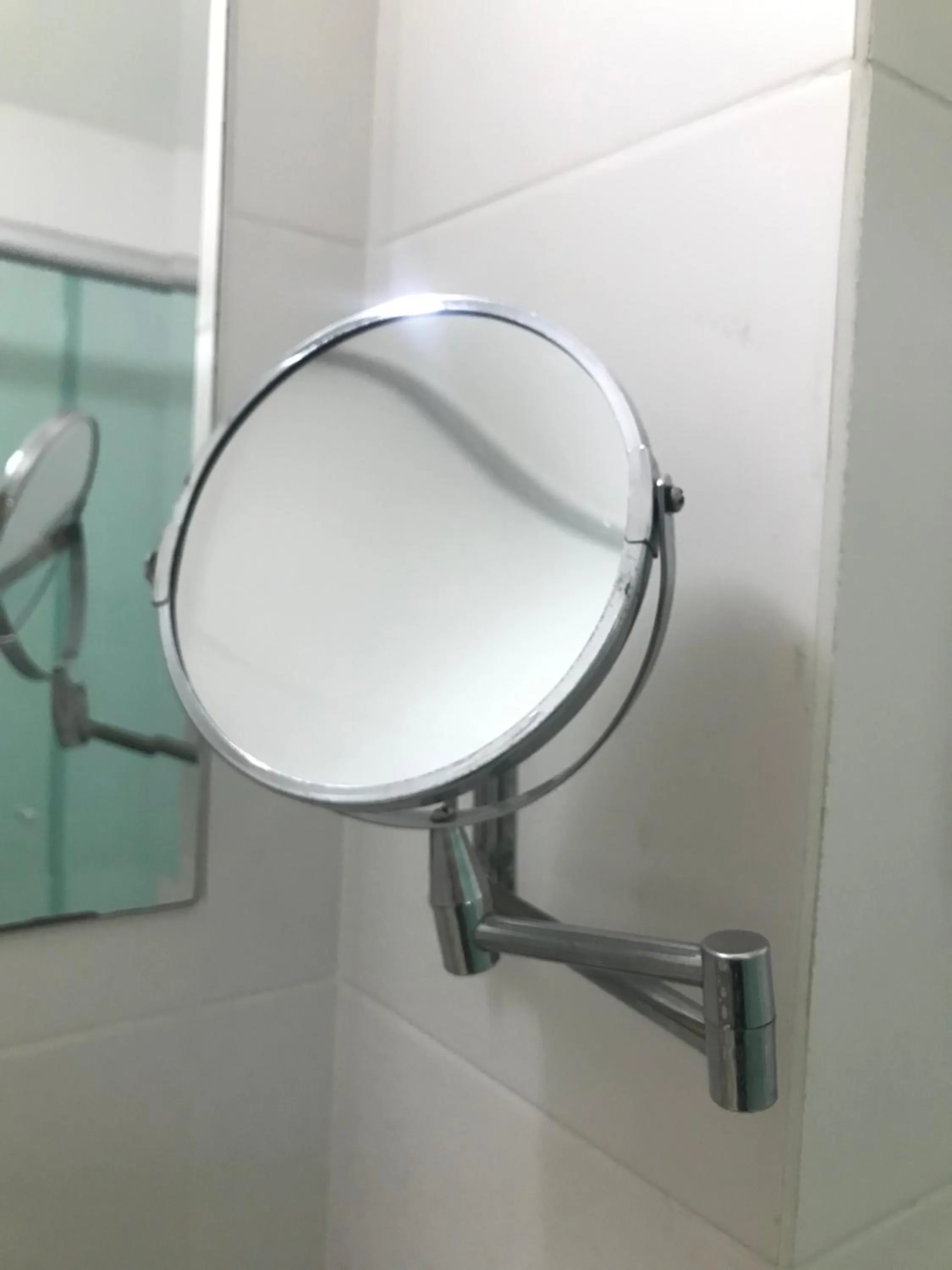 Bathroom in Oitis Hotel