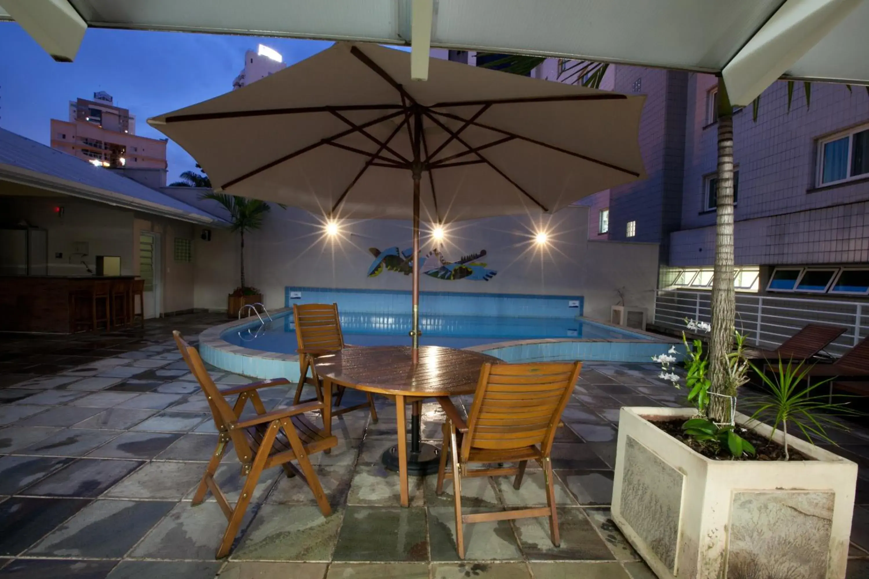 Swimming pool in Oitis Hotel Swimming pool in Oitis Hotel