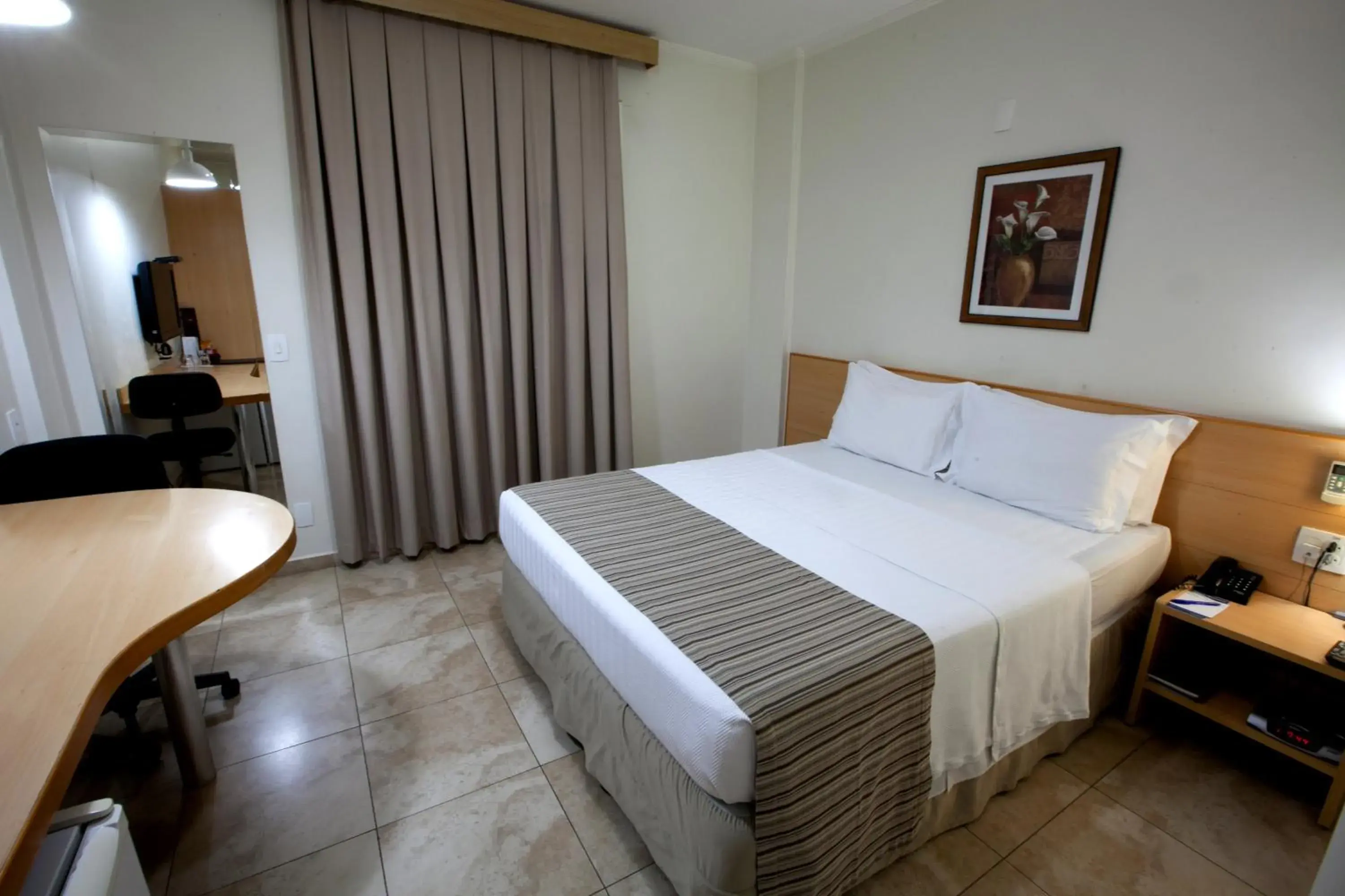 Photo of the whole room, Bed in Oitis Hotel Photo of the whole room, Bed in Oitis Hotel