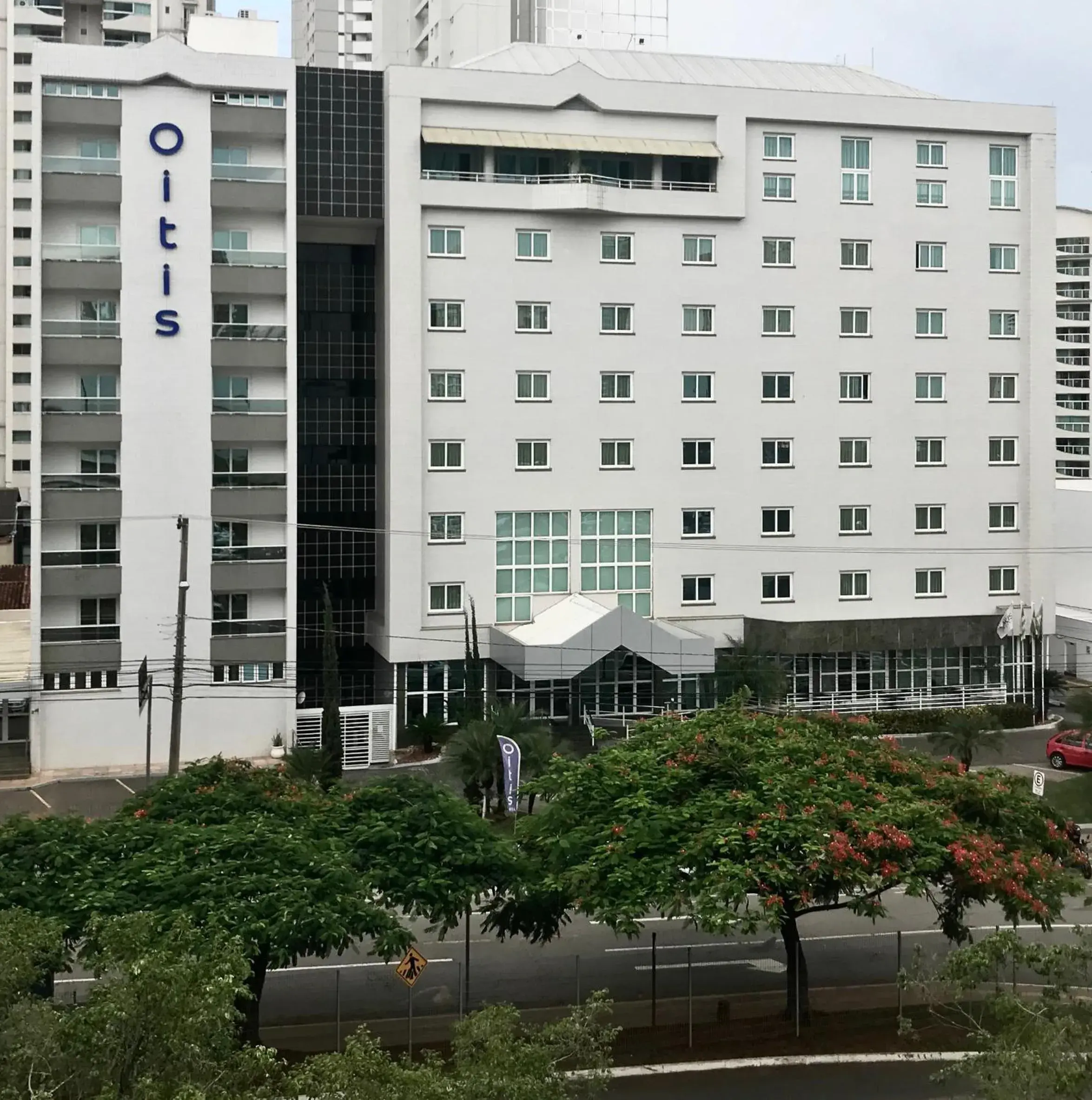 Property building in Oitis Hotel Property building in Oitis Hotel