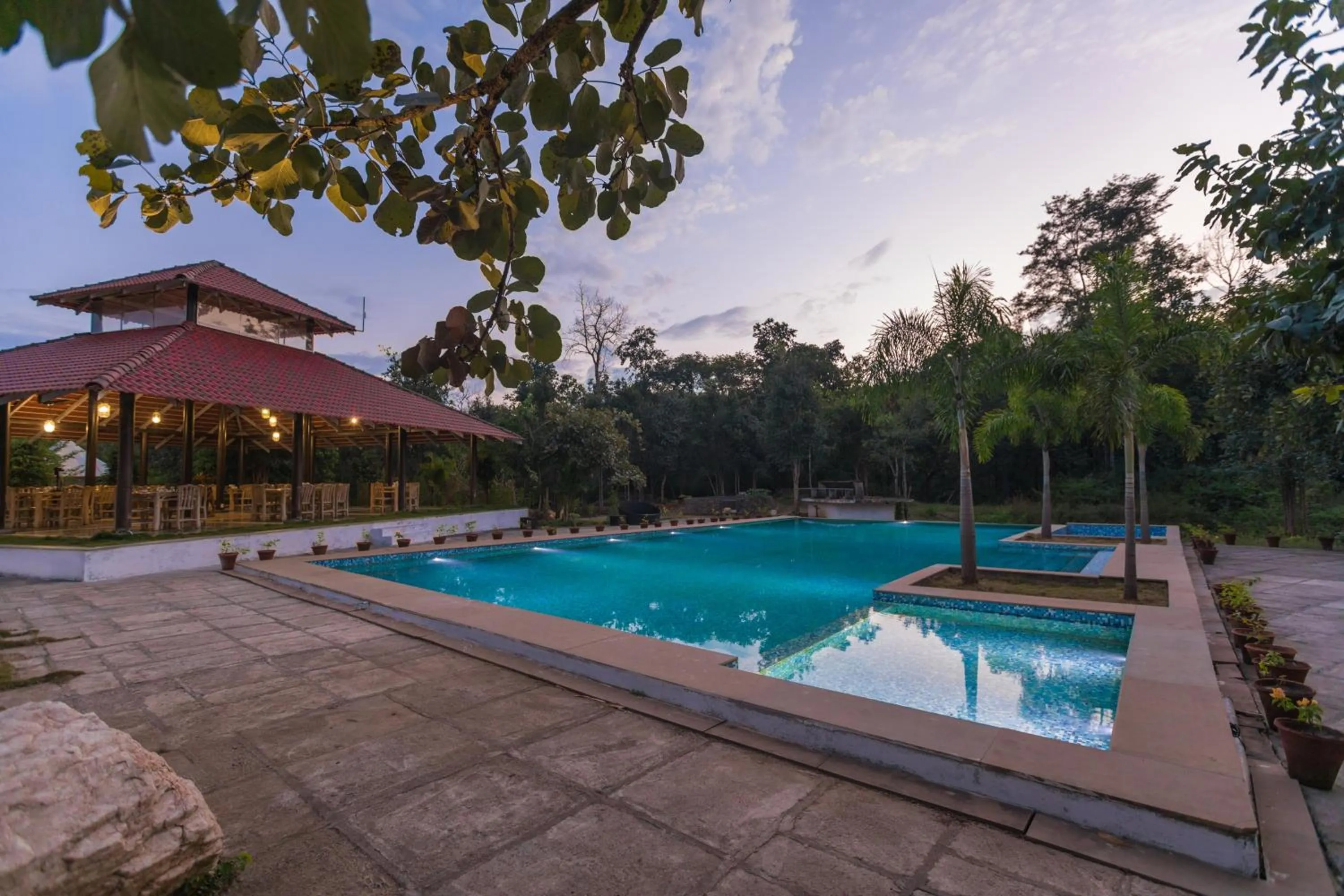 Swimming pool in Tuli Veer Bagh Resort