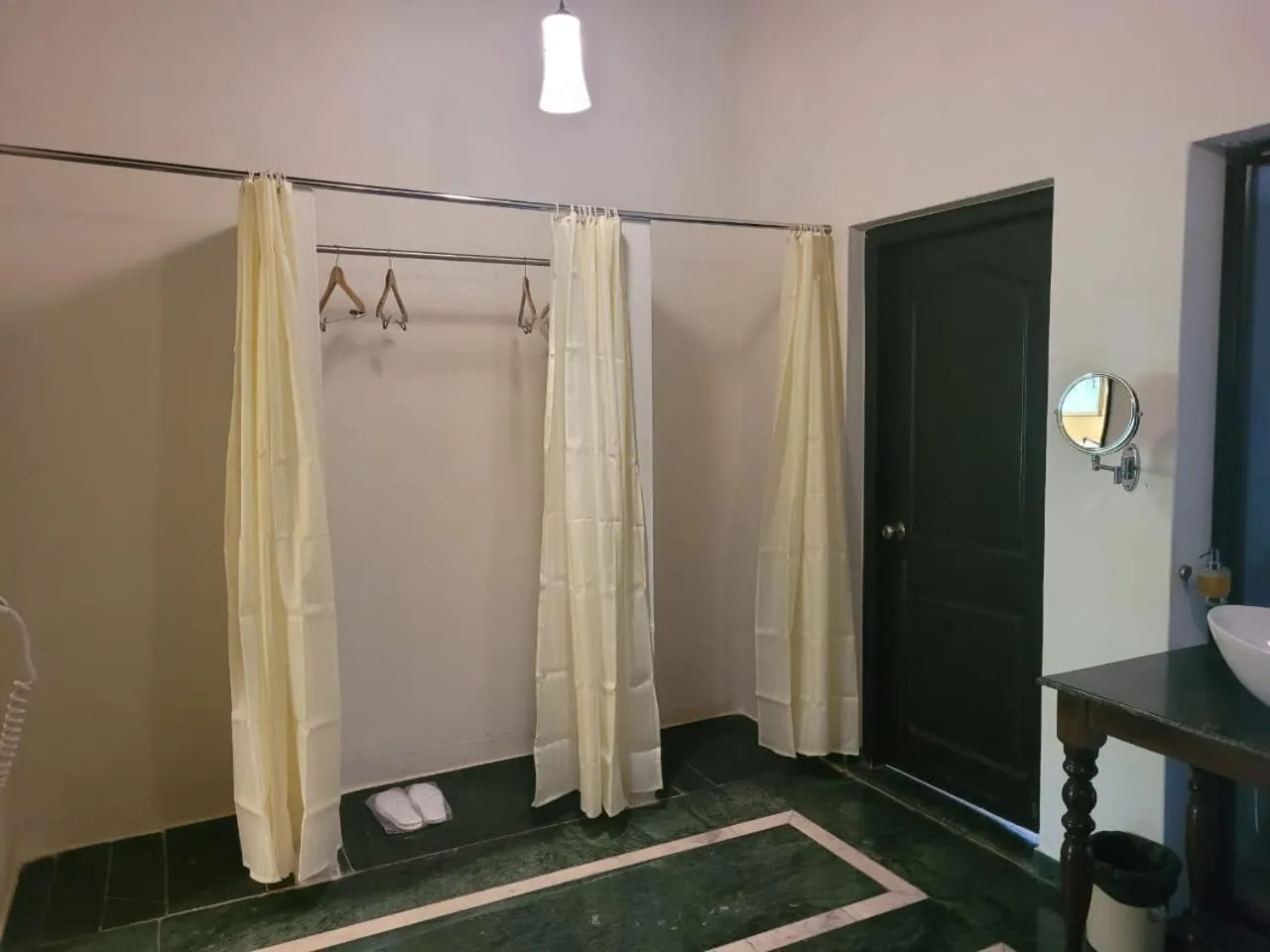 Bathroom in Tuli Veer Bagh Resort