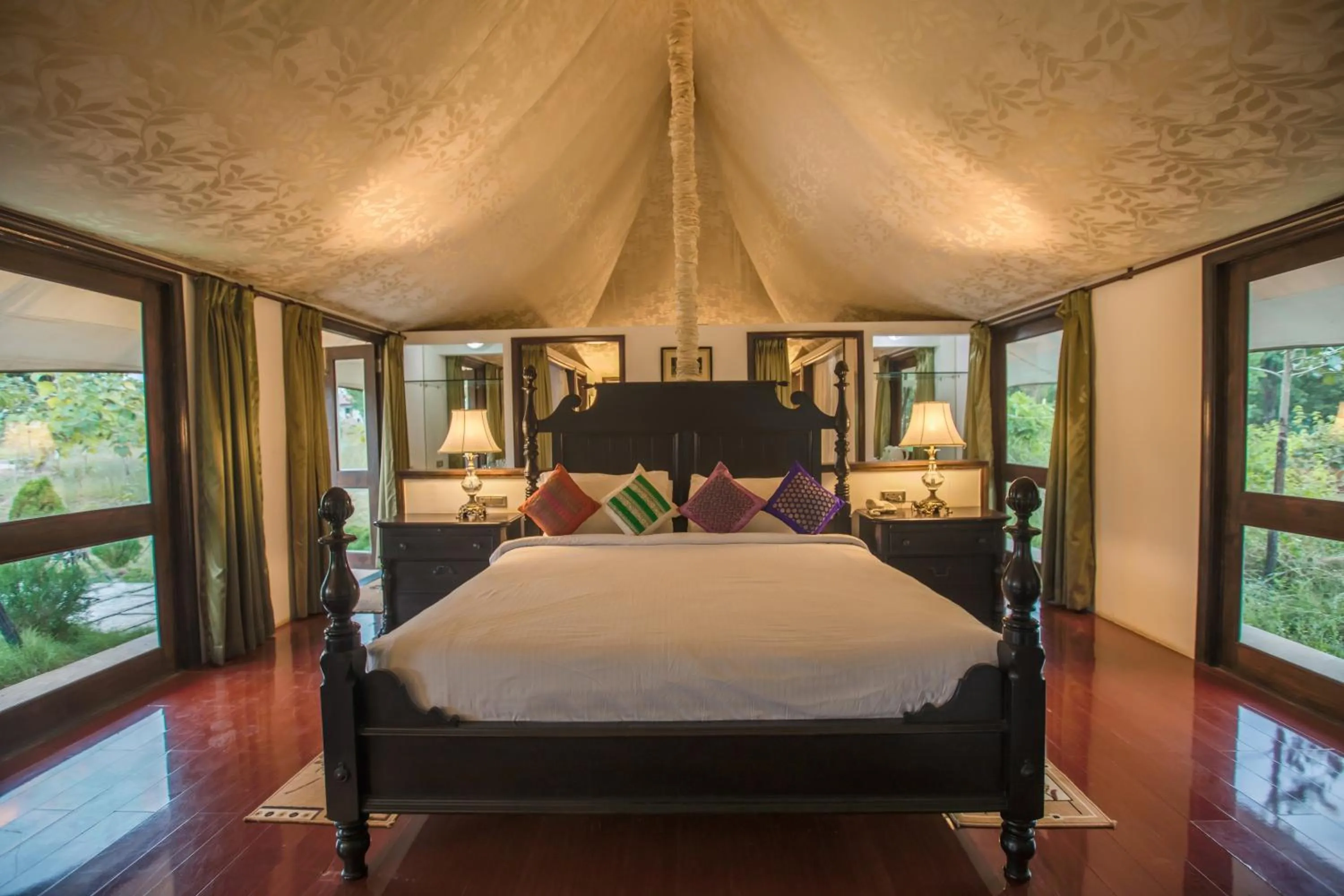 Bedroom, Bed in Tuli Veer Bagh Resort