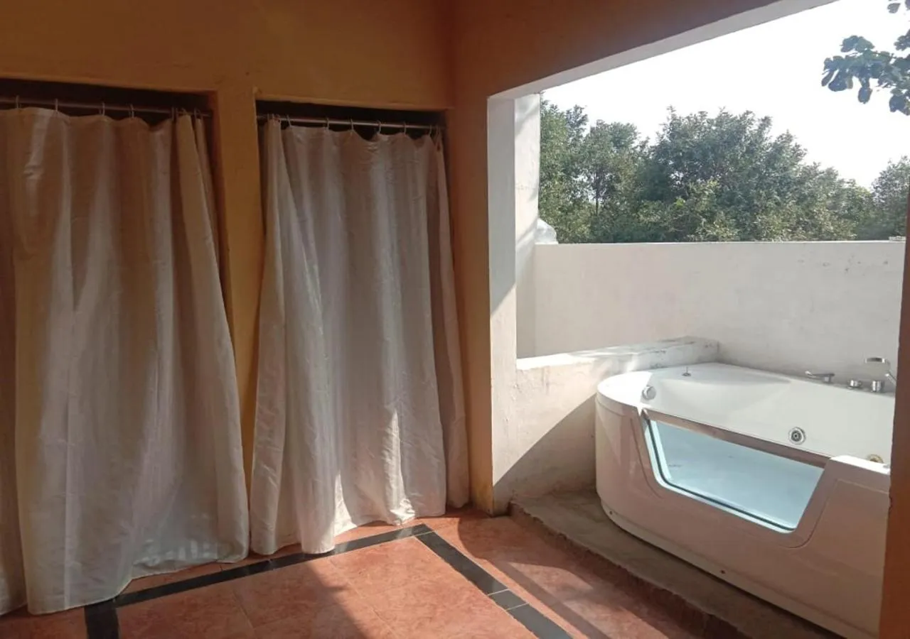 Bath in Tuli Veer Bagh Resort