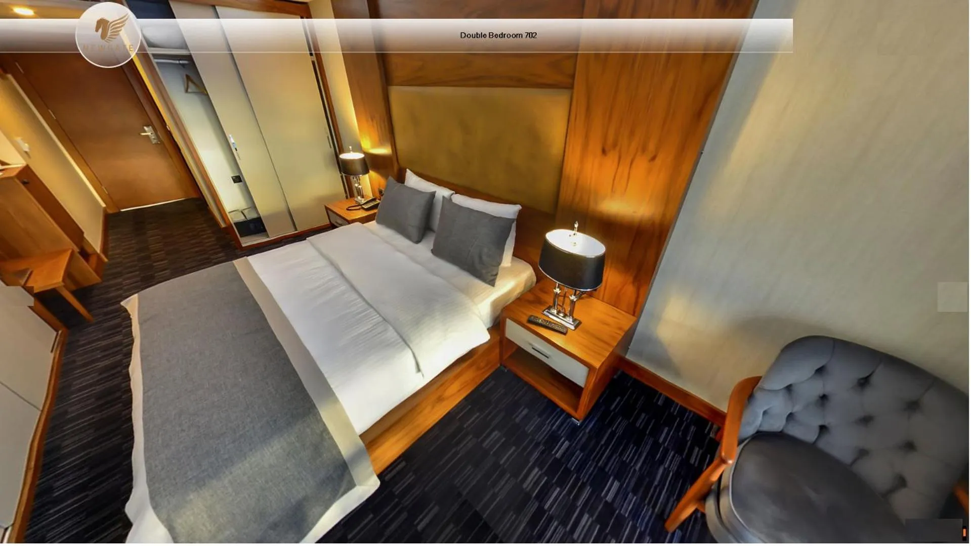 Bed in New Gate Hotel