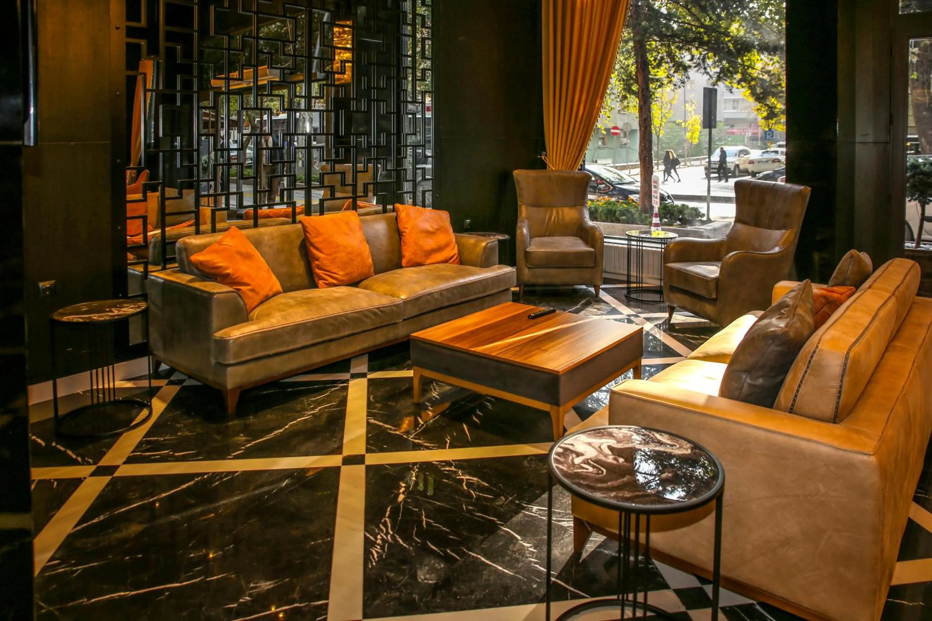 Facade/entrance in New Gate Hotel