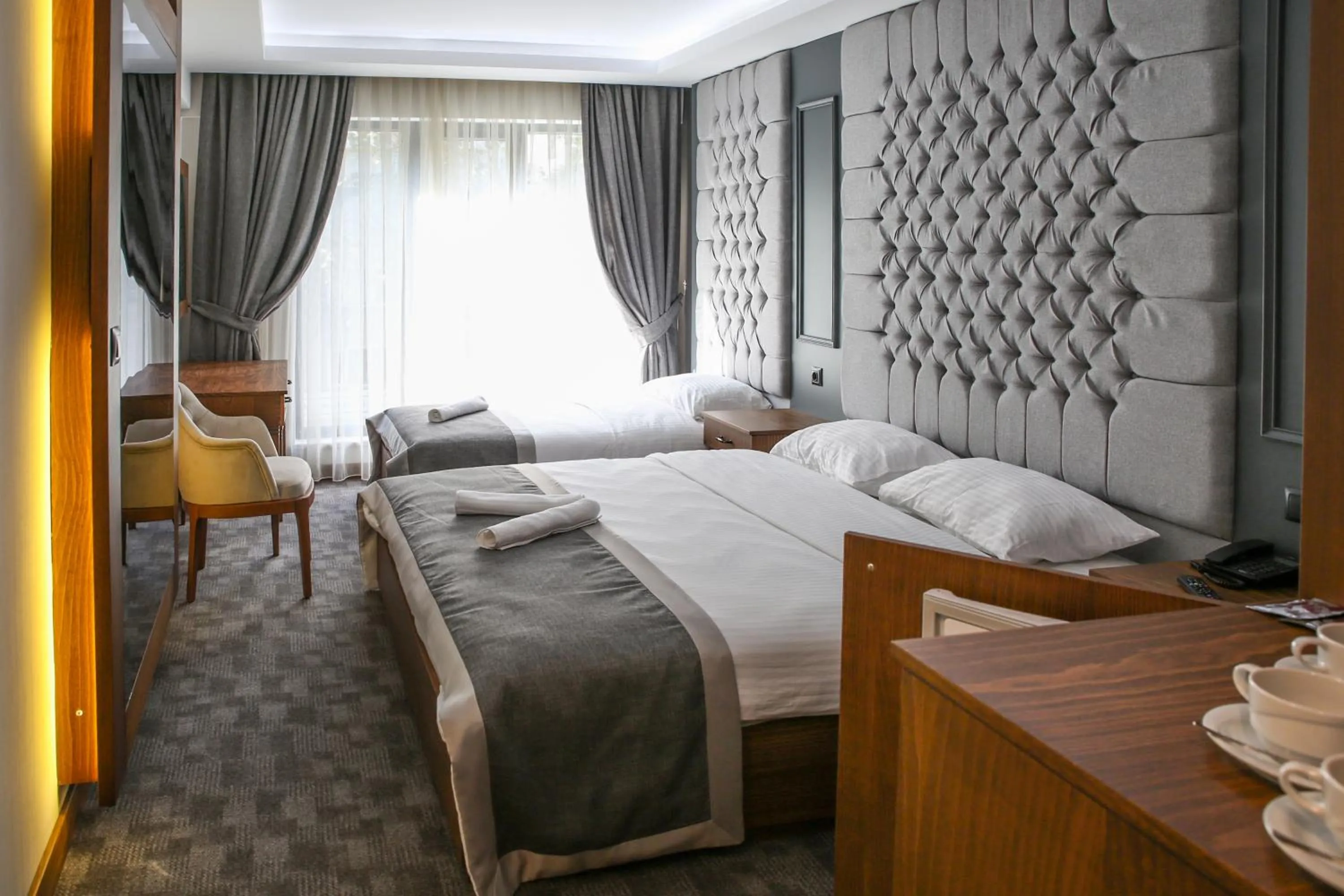 Bed in New Gate Hotel