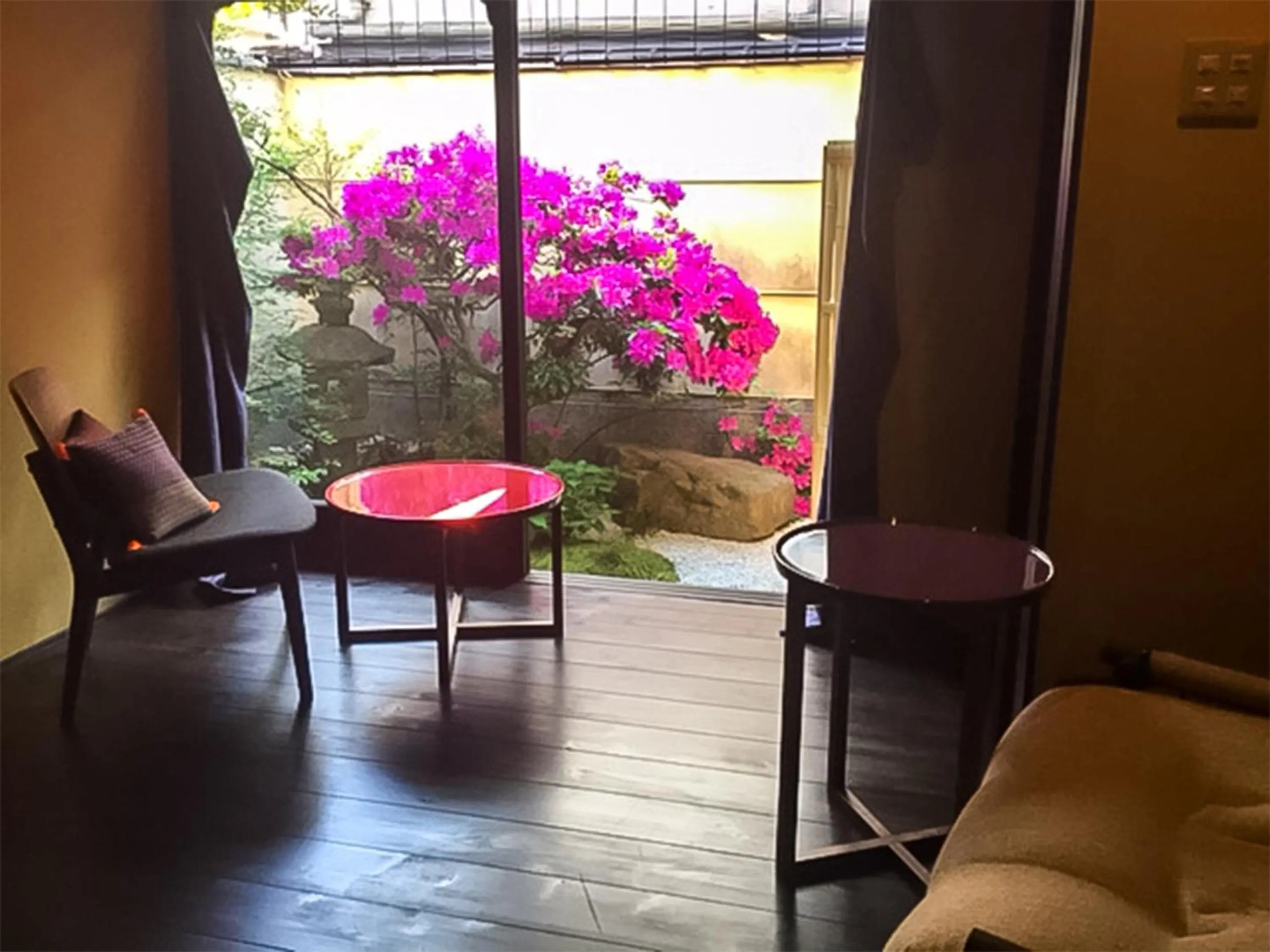 Seating area in Ryokan Tanoya