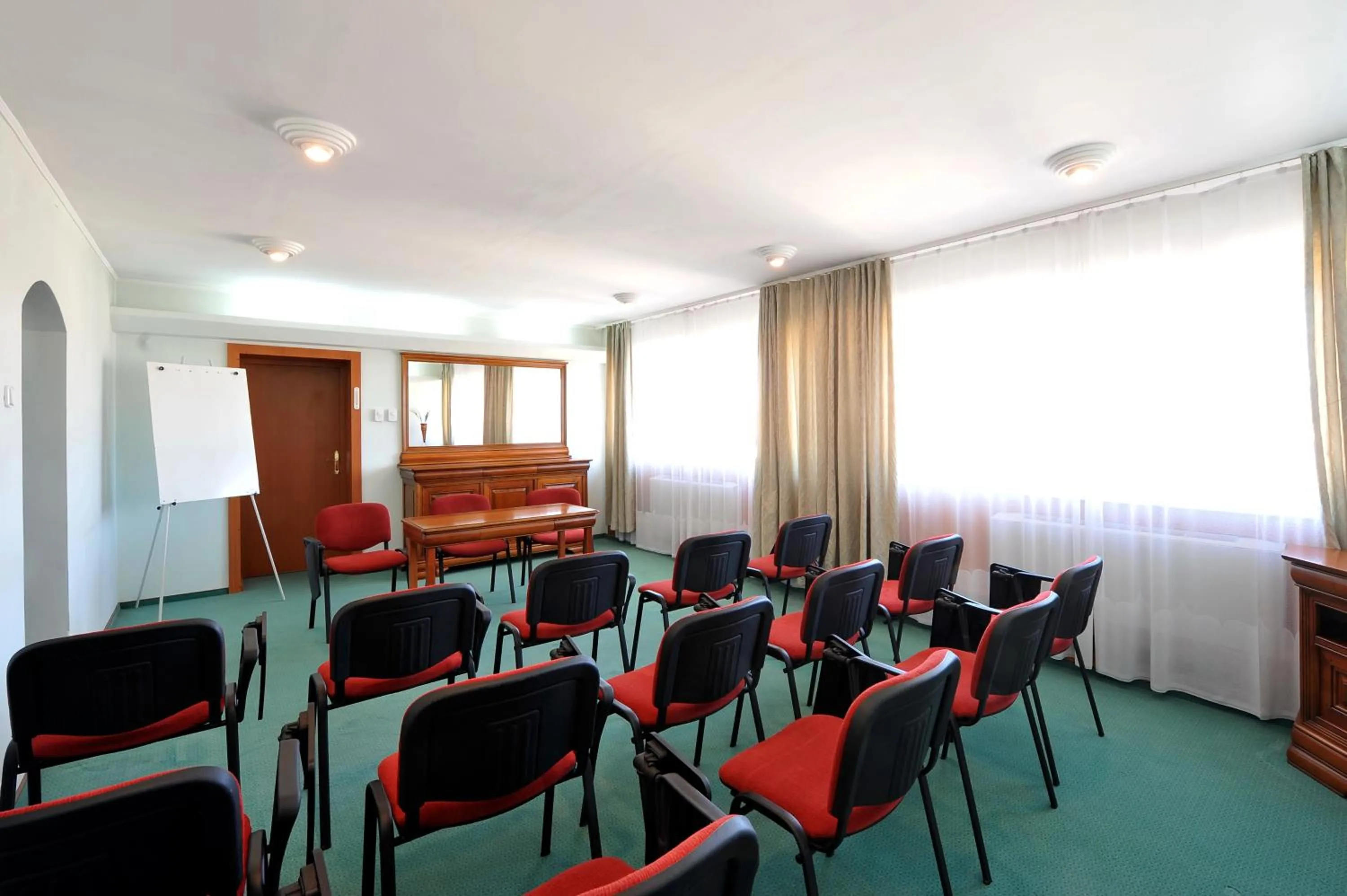 Meeting/conference room in Hotel Moldova