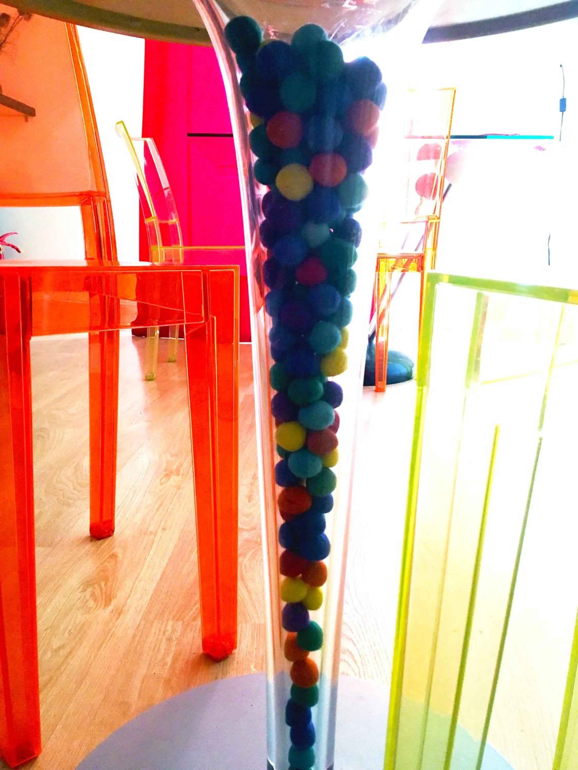 Decorative detail in Evora Inn