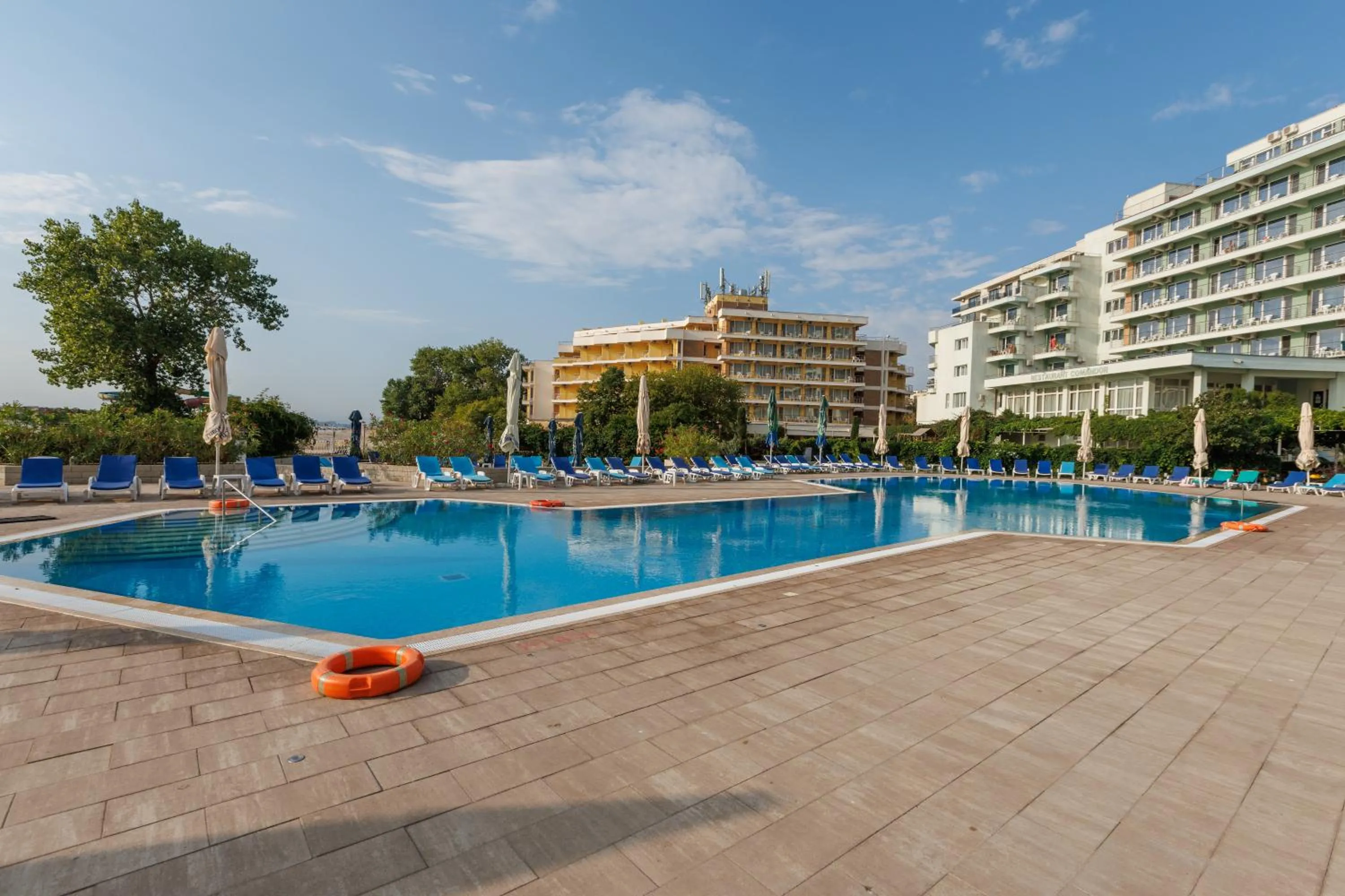 Property building in Hotel Orfeu