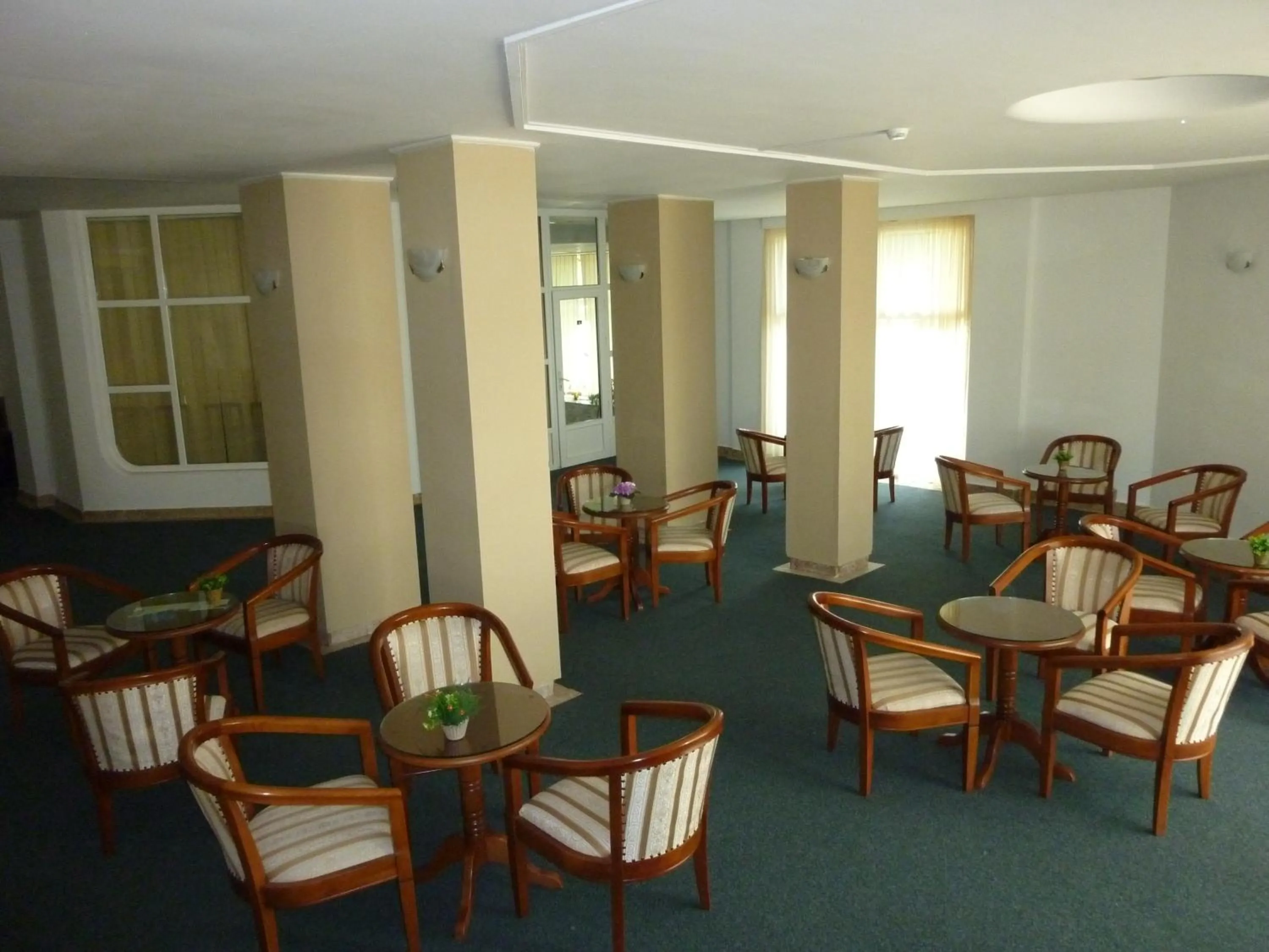 Lounge or bar in Hotel Orfeu