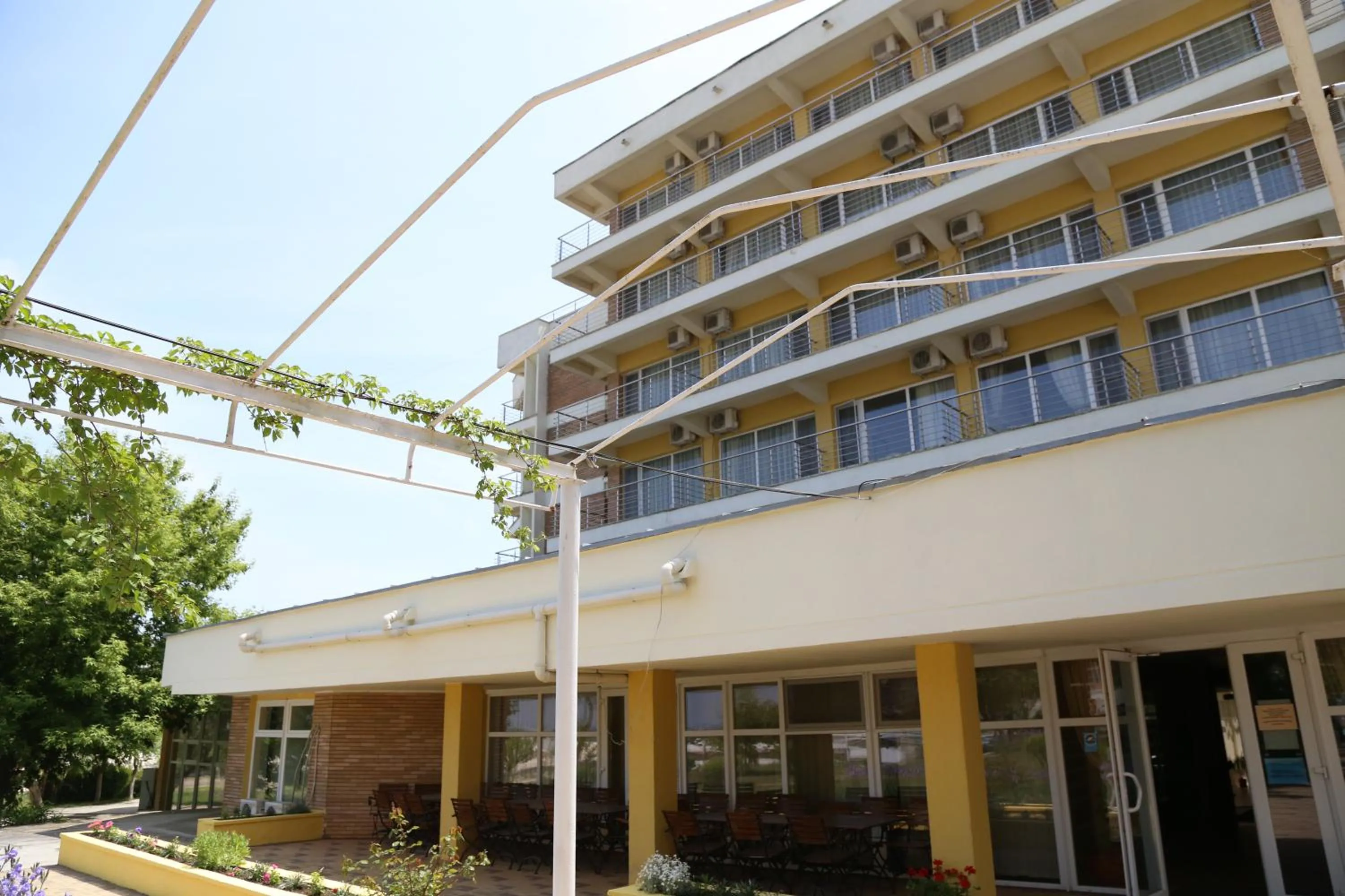 Property building in Hotel Orfeu
