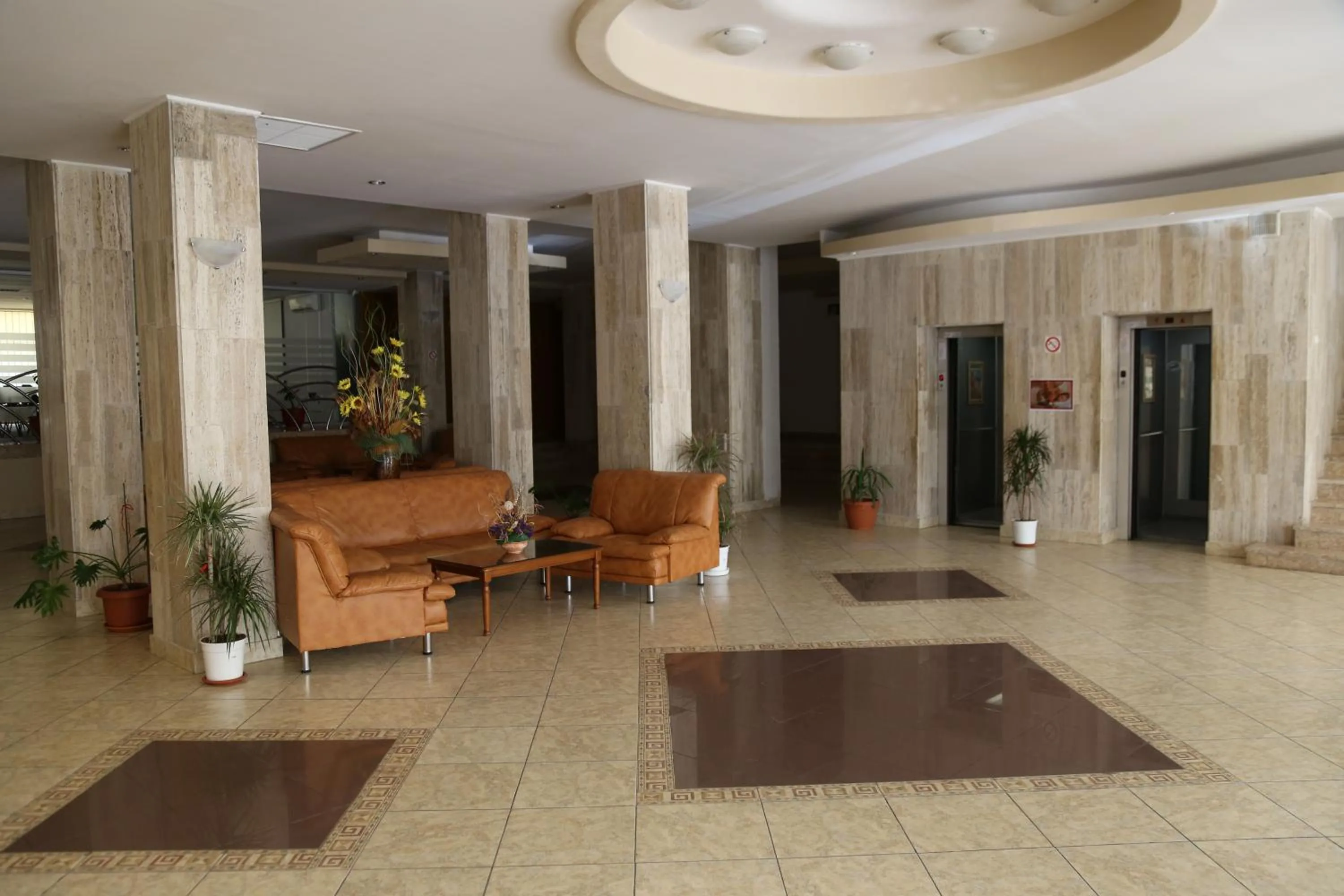 Lobby or reception in Hotel Orfeu