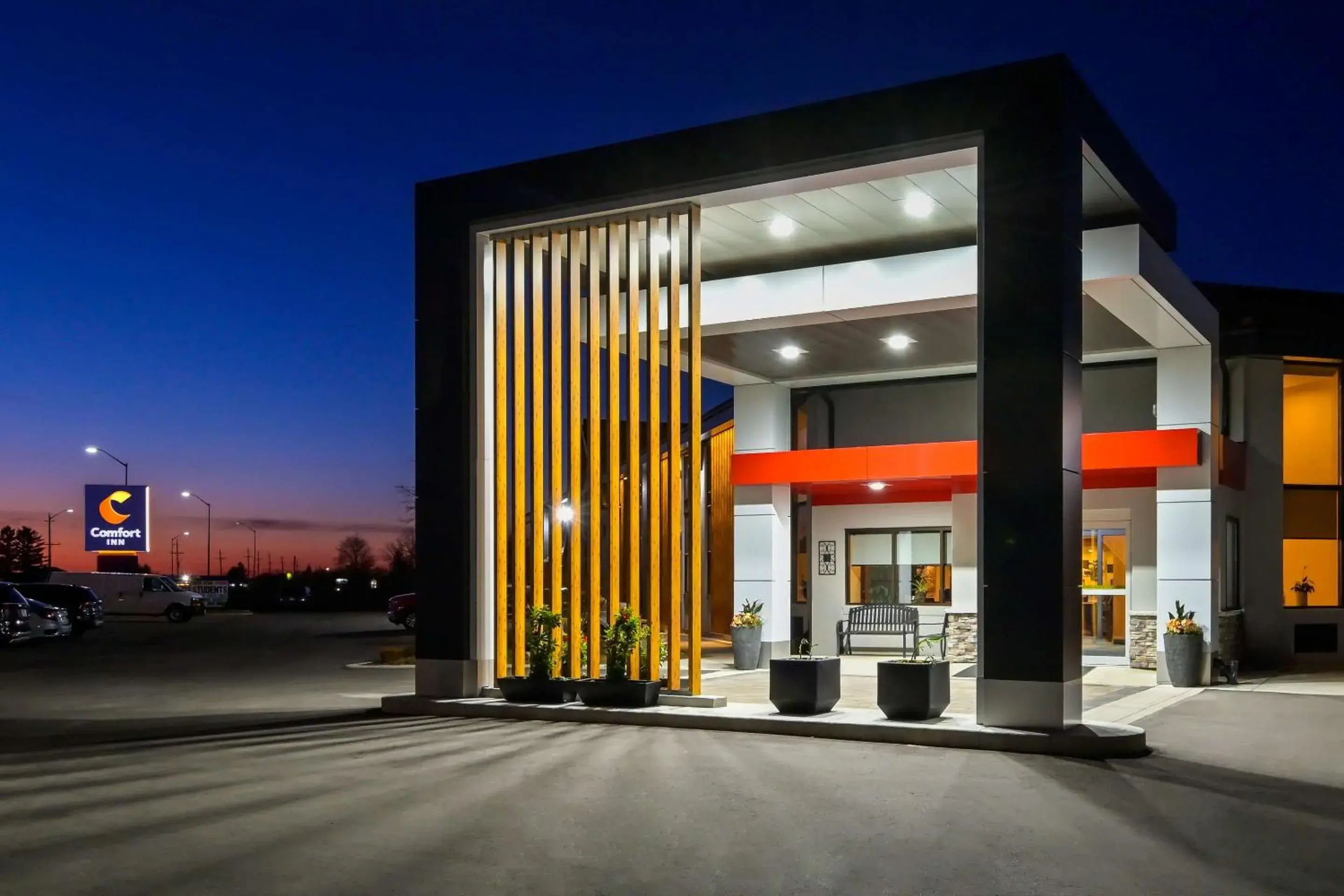 Property building in Comfort Inn Property building in Comfort Inn