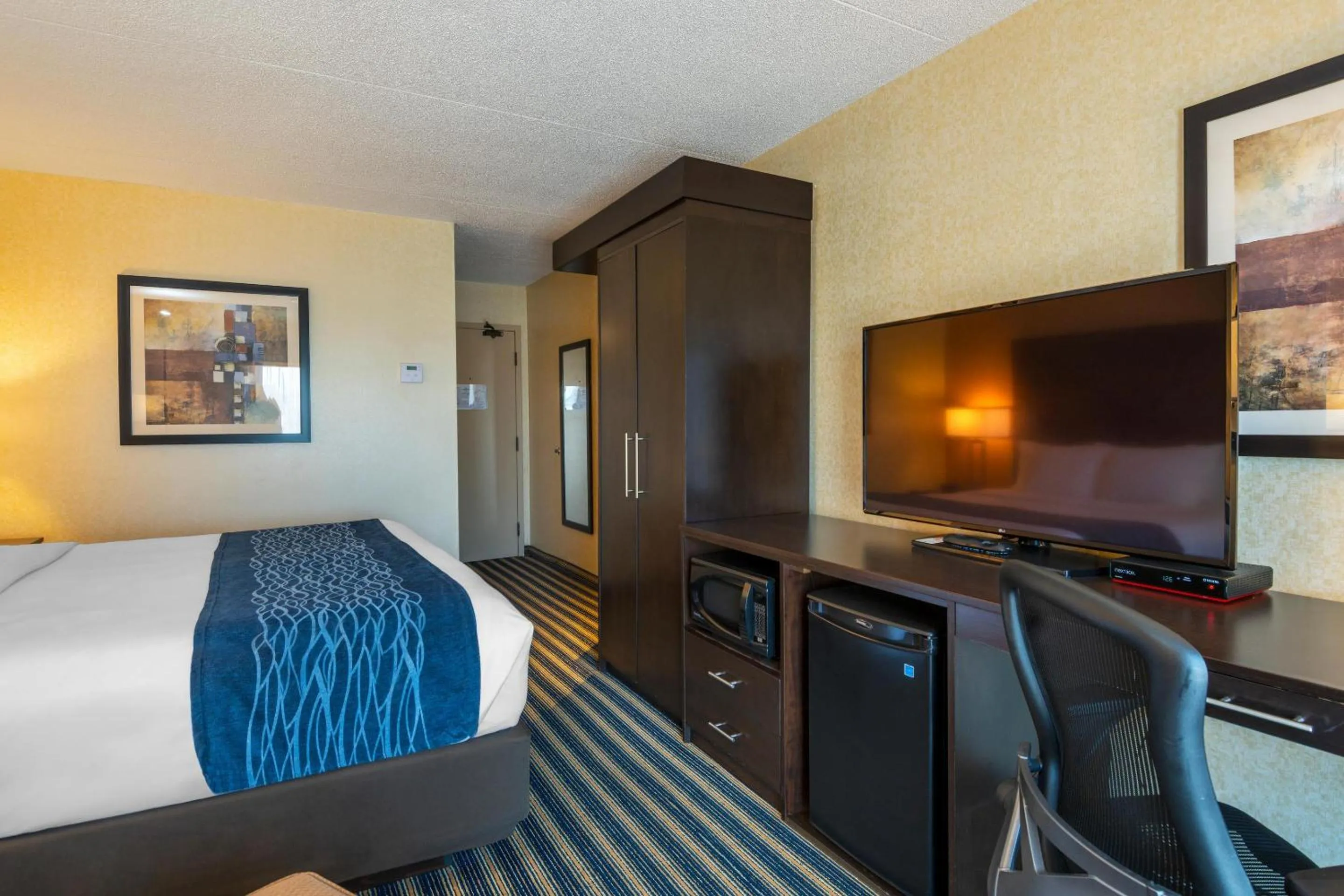 Bedroom, Bed in Comfort Inn