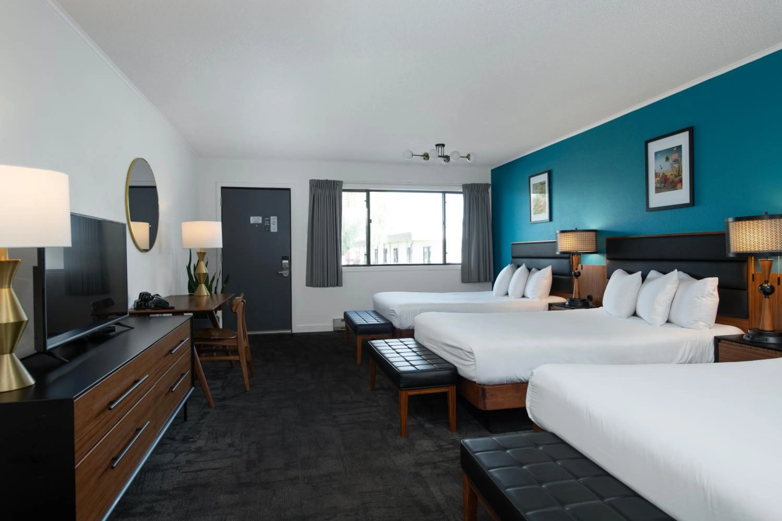 Bed in Sapphire Motel Midtown Bozeman