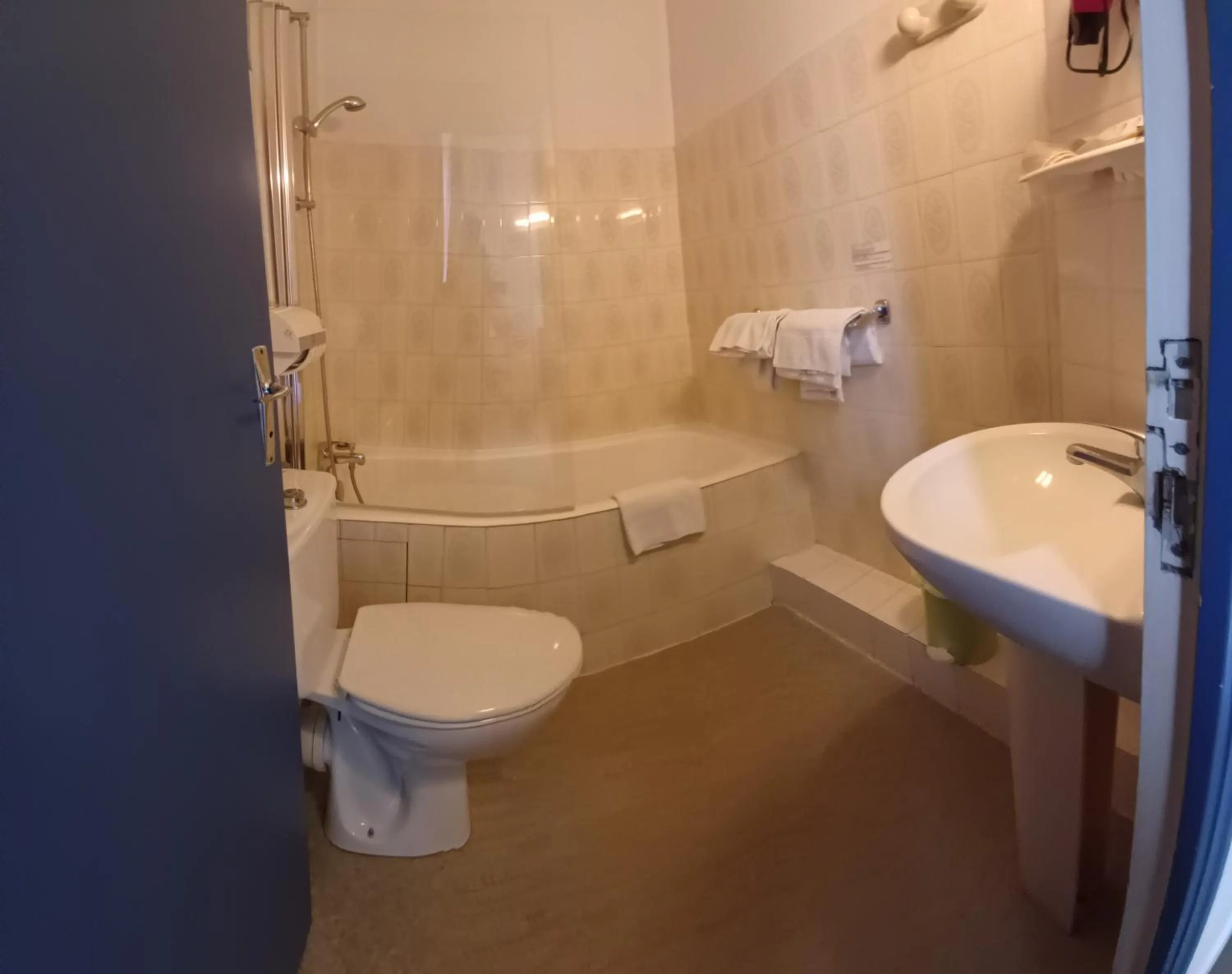 Double Room in Ker Annick
