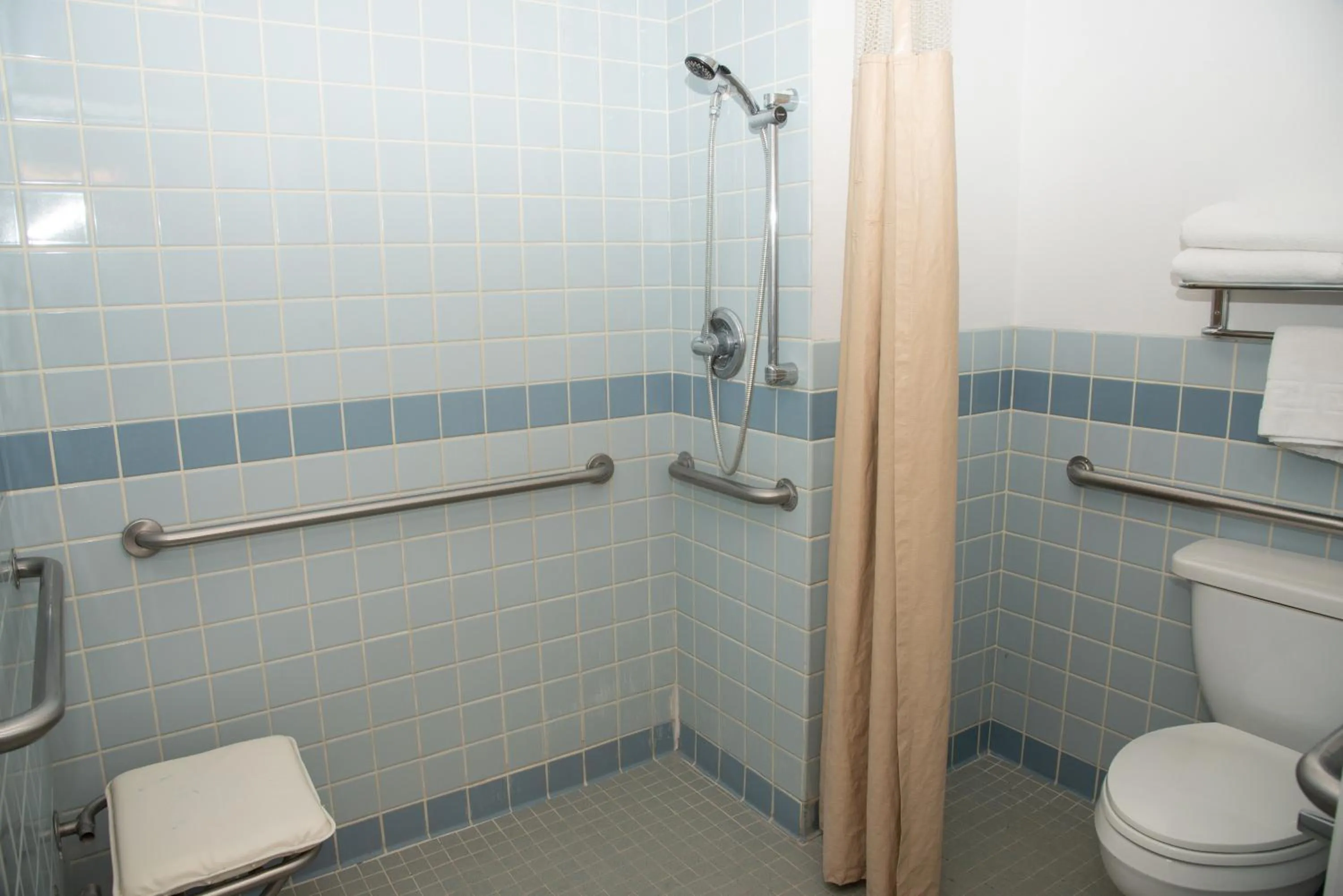 Traveler's Inn Carlin NV near Elko