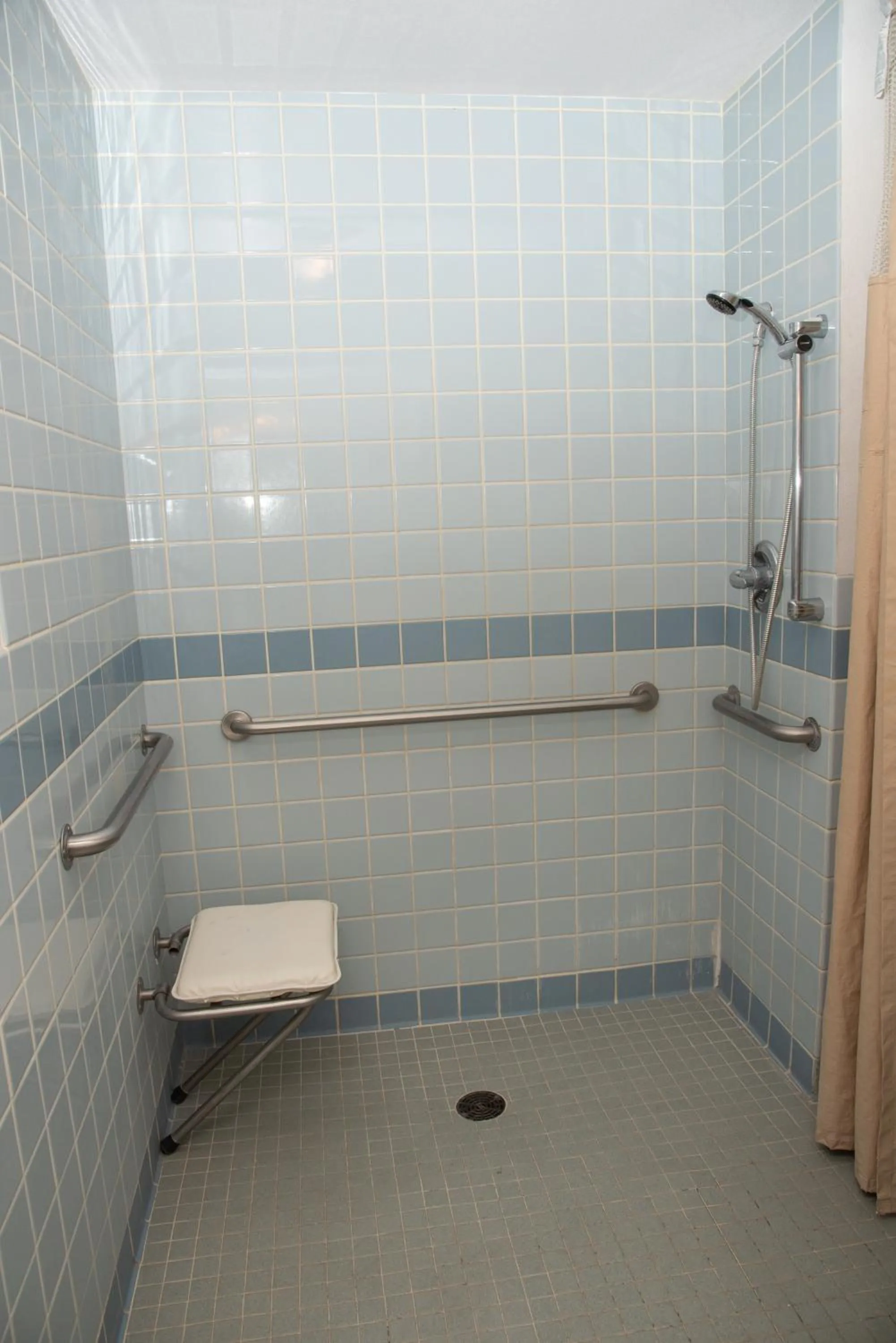 Traveler's Inn Carlin NV near Elko