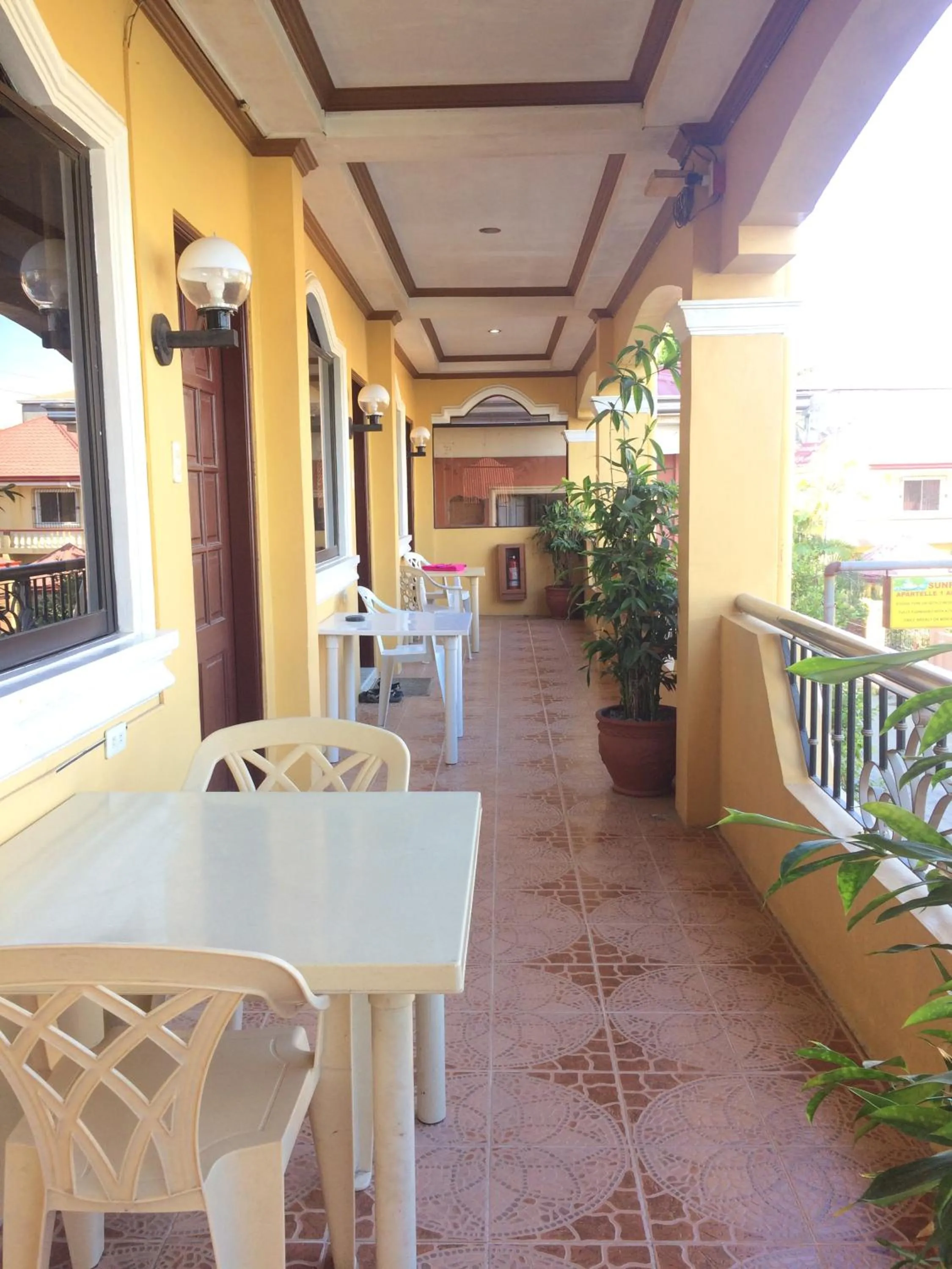 Sunrise Apartelle
