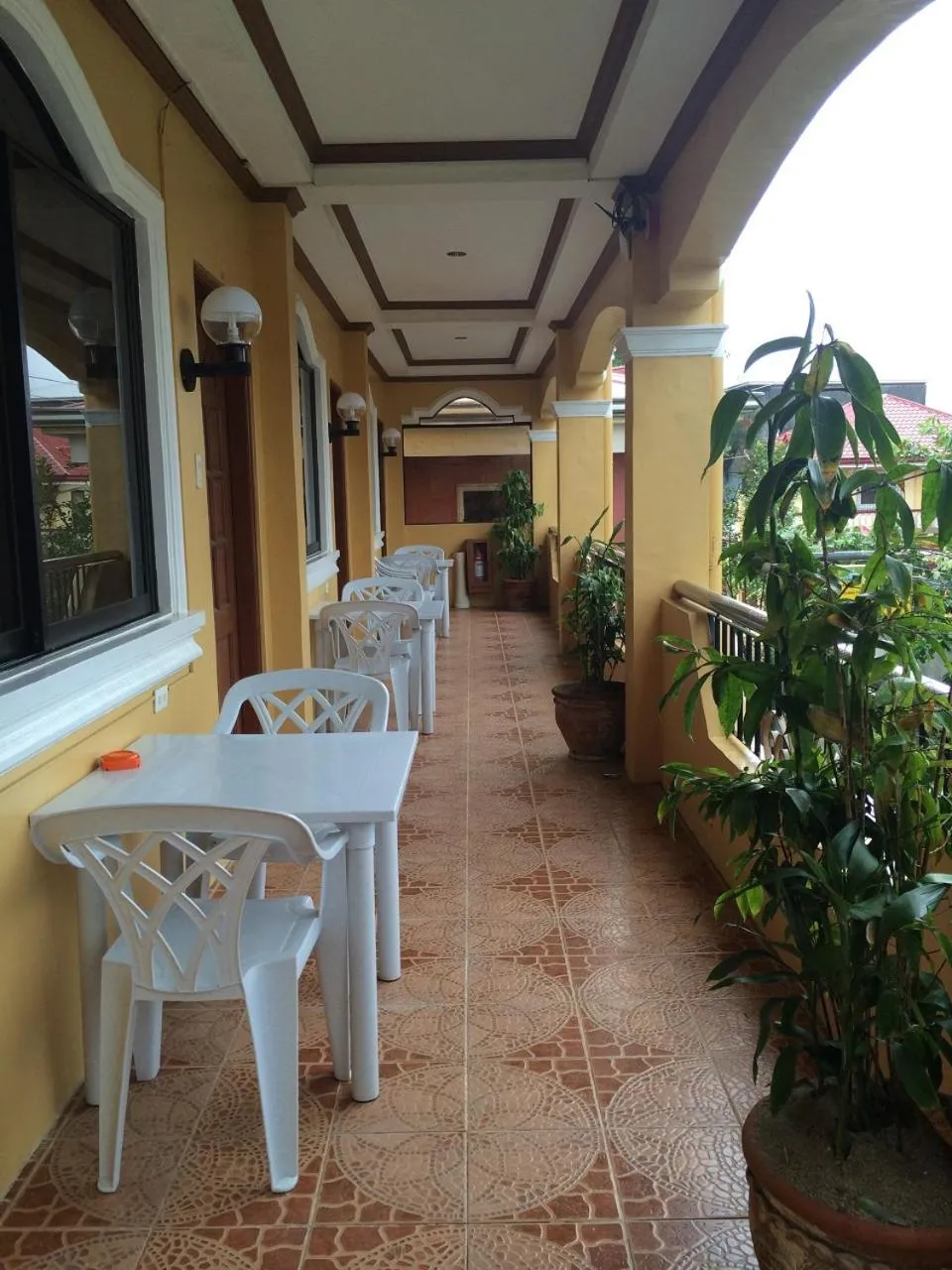 Sunrise Apartelle