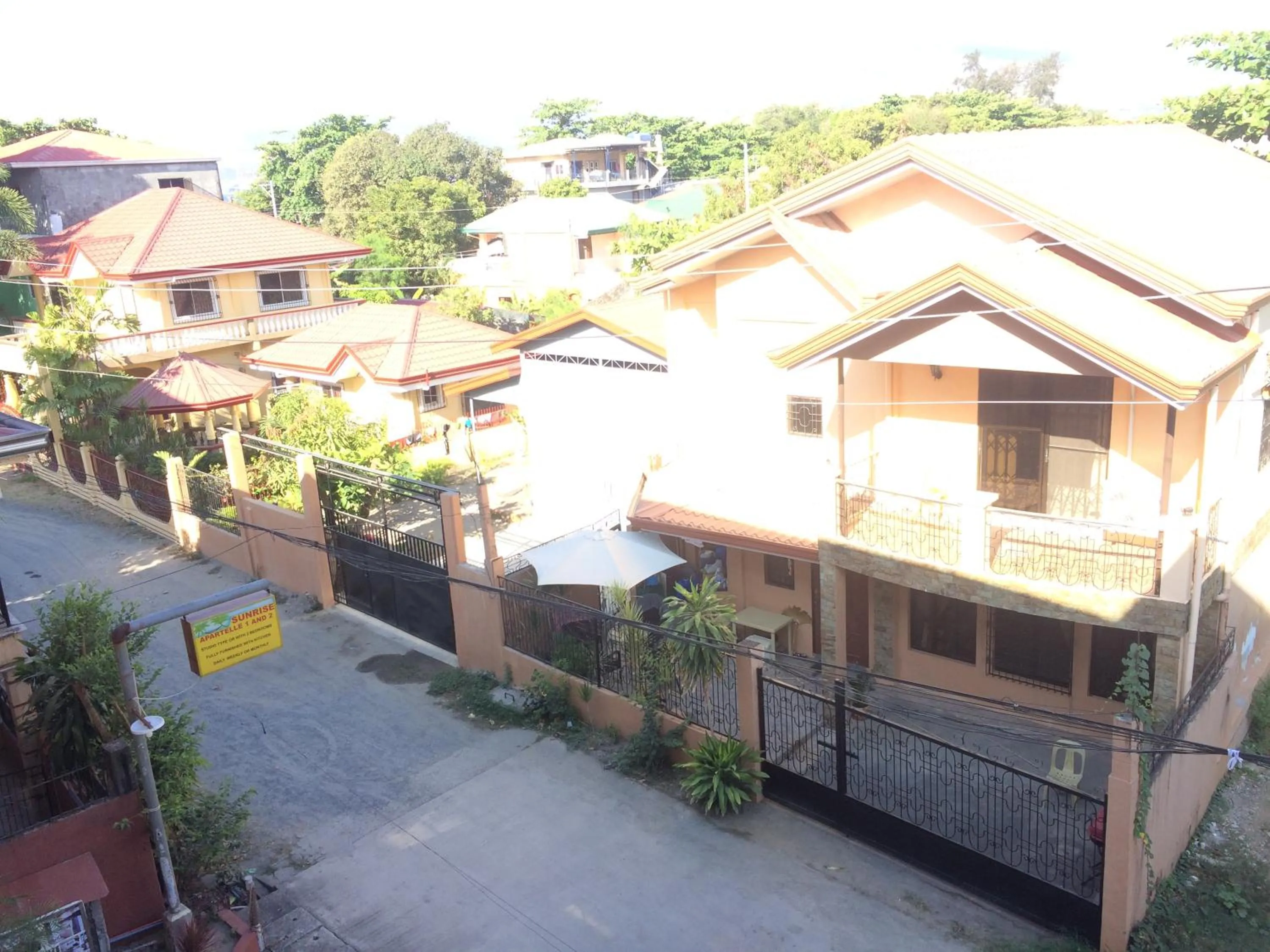 Sunrise Apartelle