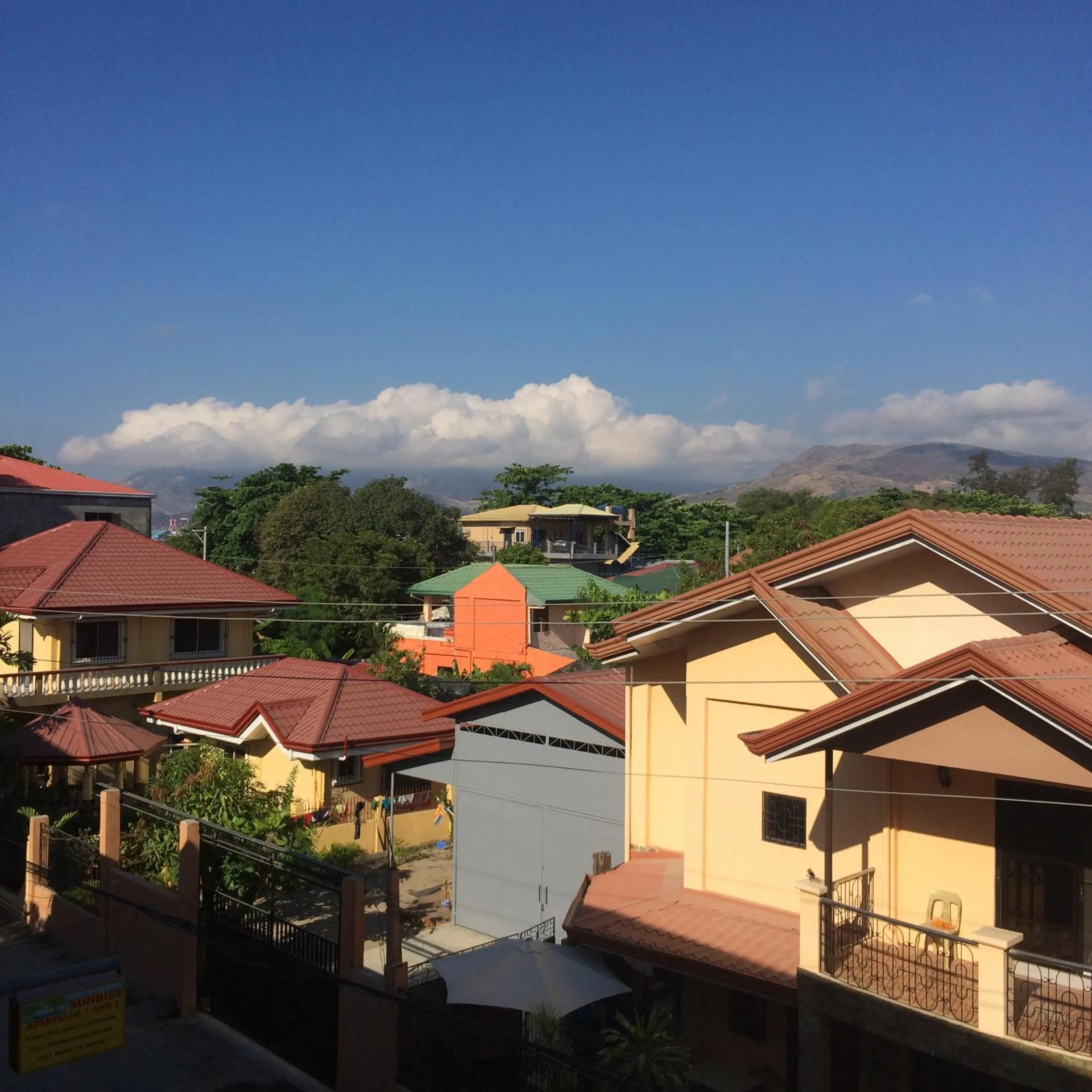 Sunrise Apartelle