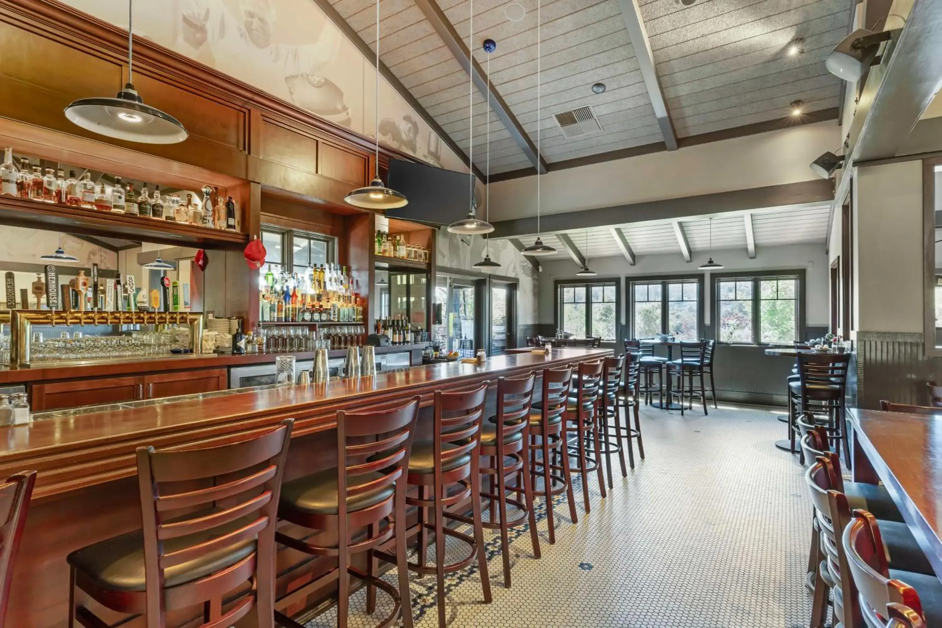 Restaurant/places to eat in Best Western Plus Novato Oaks Inn Restaurant/places to eat in Best Western Plus Novato Oaks Inn