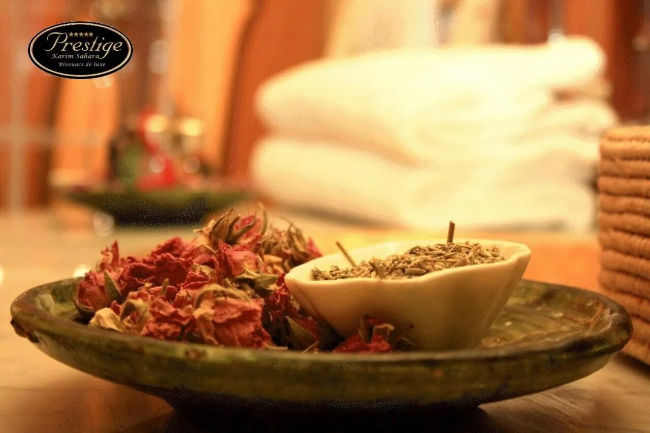 Bathroom, Bed in Karim Sahara Prestige