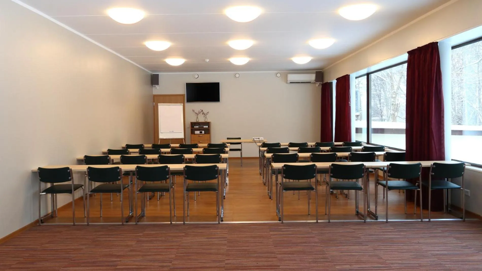 Meeting/conference room in Hotel Karupesa