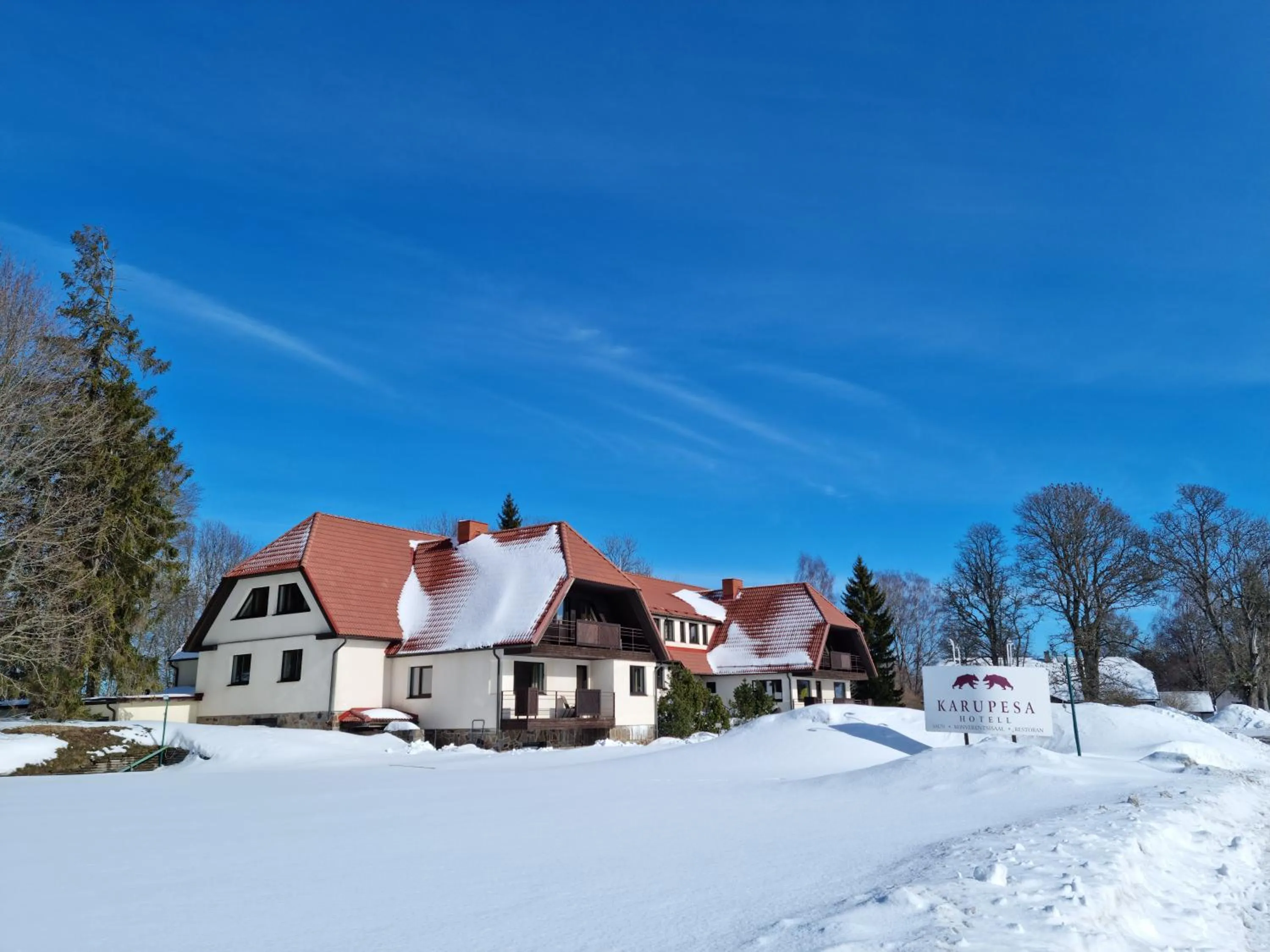 Property building in Hotel Karupesa