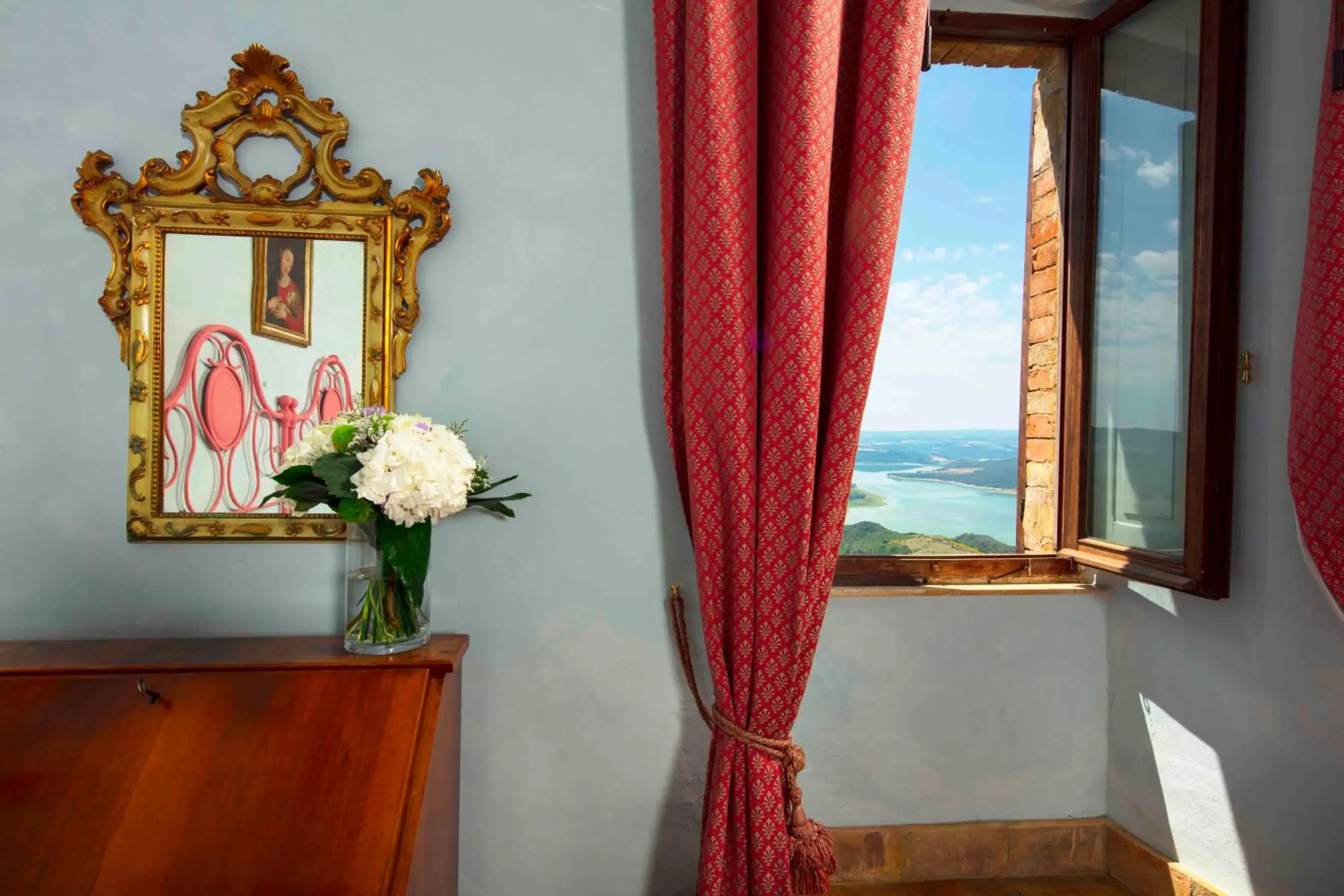 Lake view in Castello di Titignano Lake view in Castello di Titignano