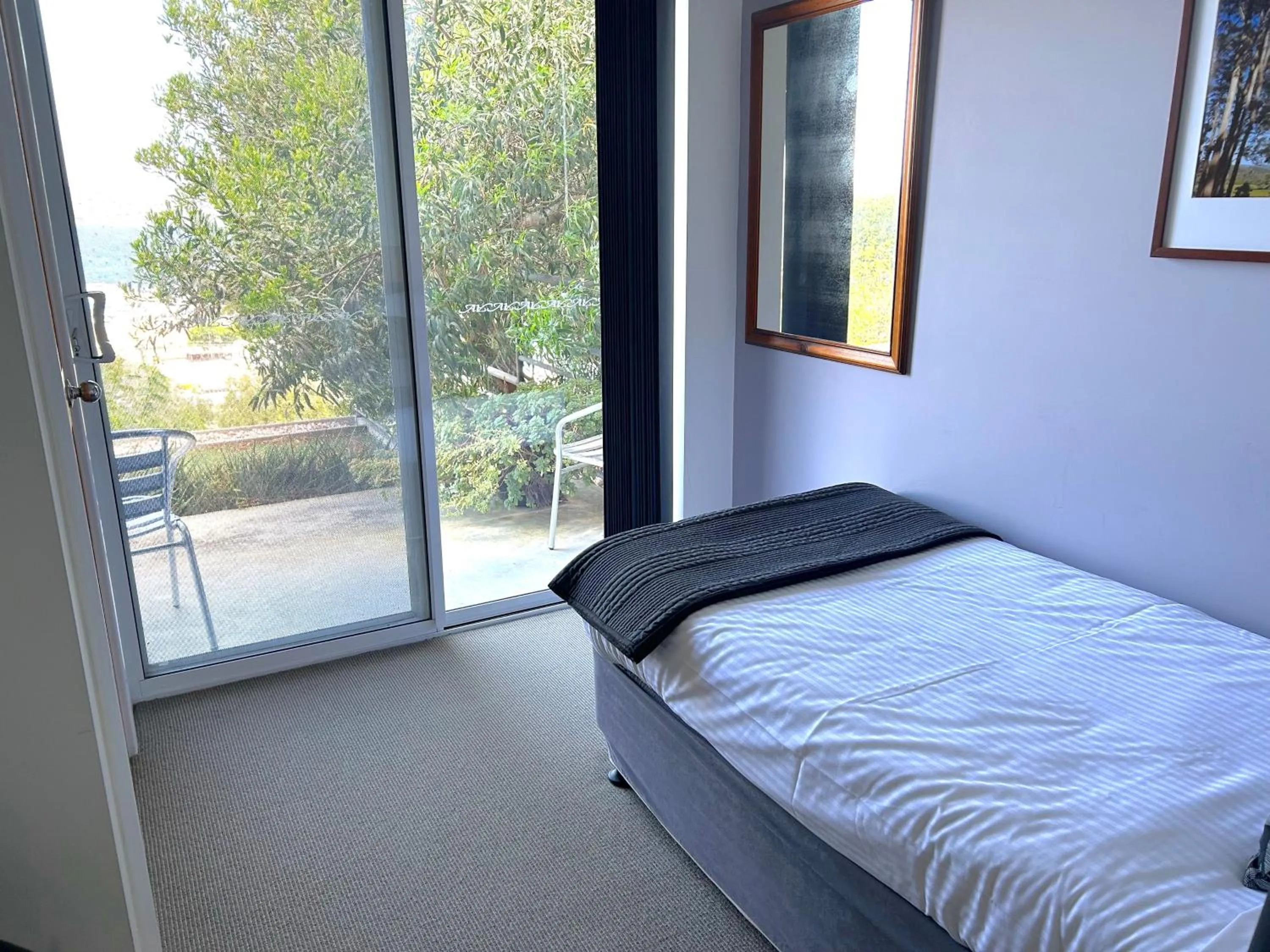 Bedroom, Bed in Albany Harbourside Apartments And Houses