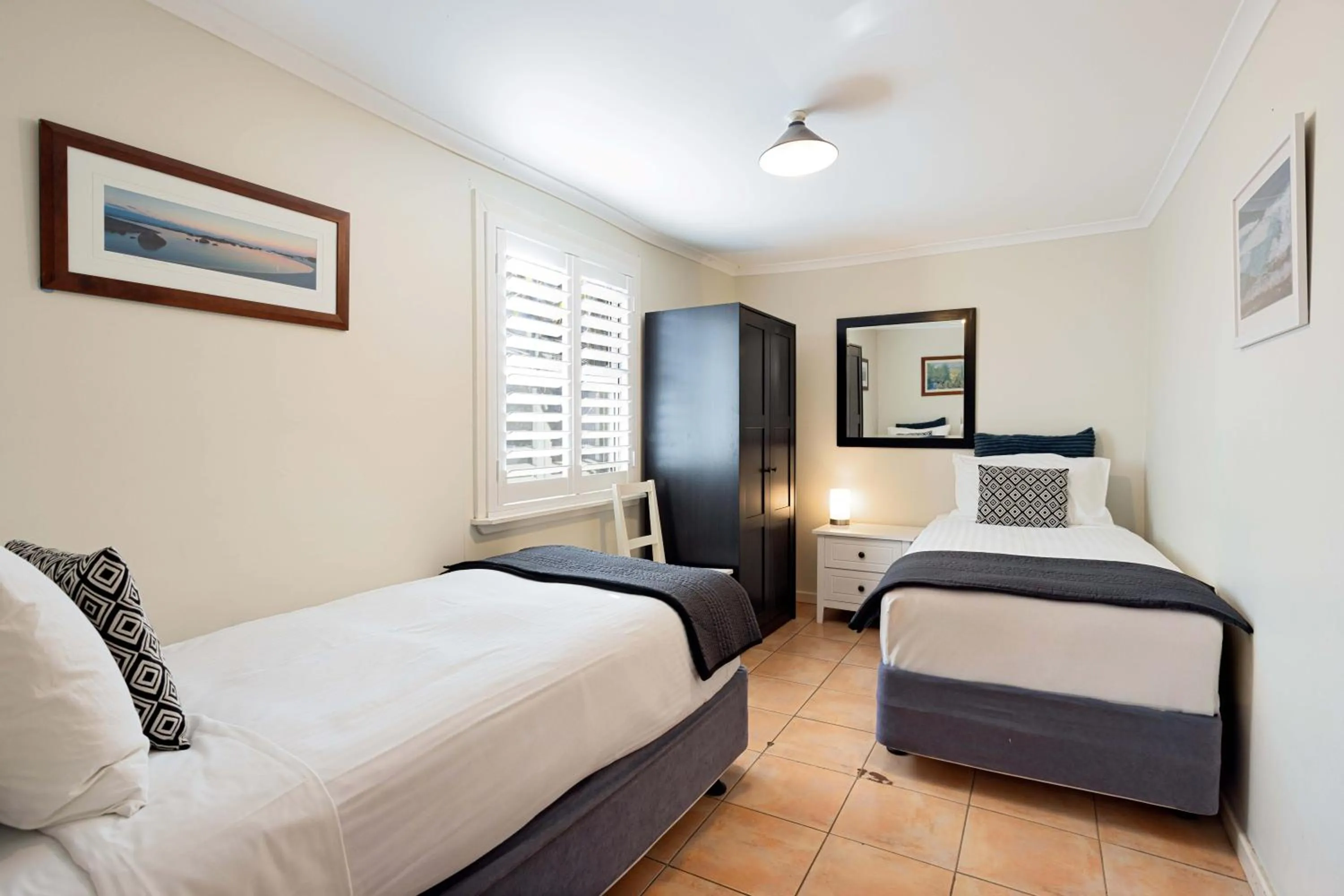 Bedroom, Bed in Albany Harbourside Apartments And Houses