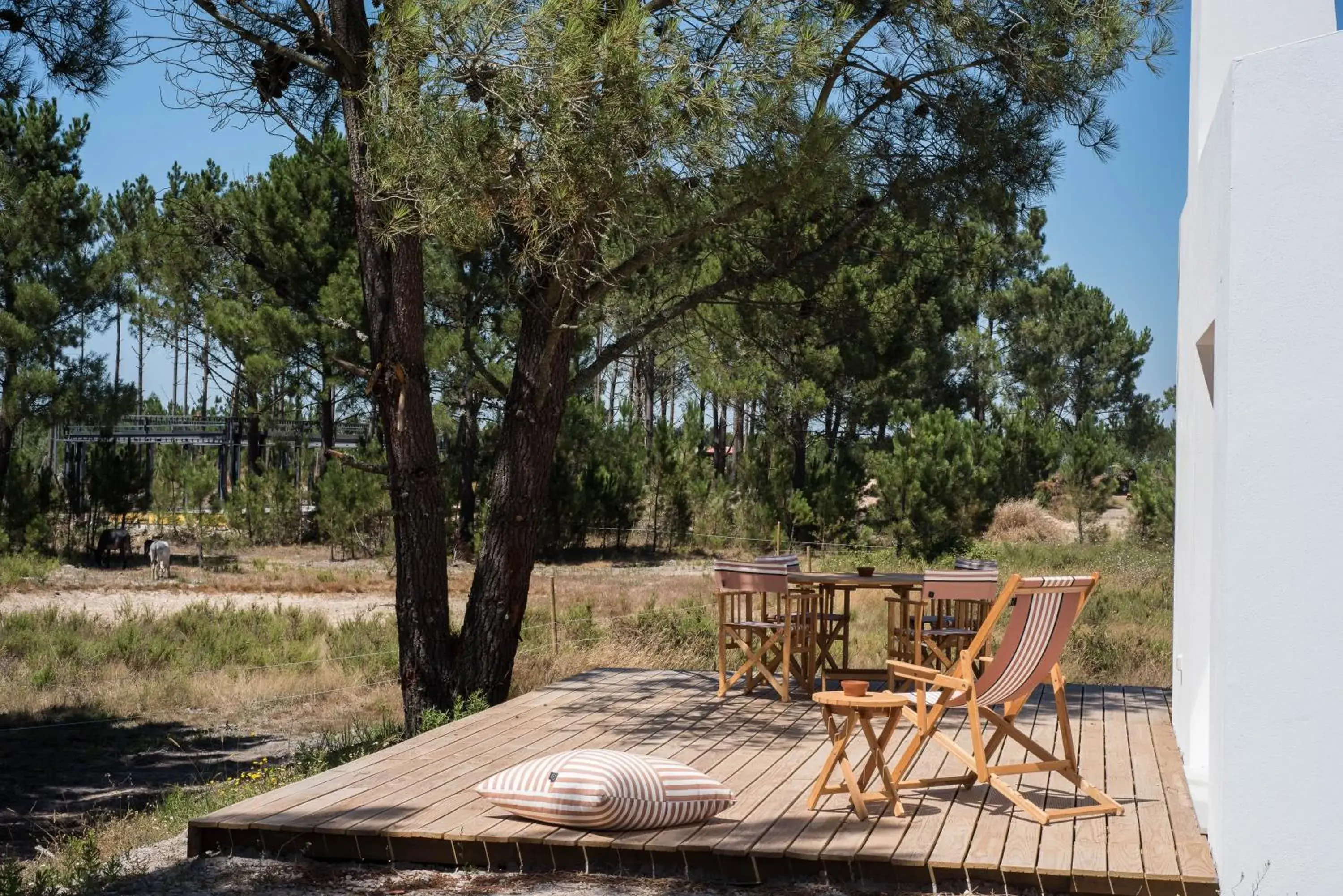 Two-Bedroom House in Craveiral Farmhouse by Belong Staying & Feeling Two-Bedroom House in Craveiral Farmhouse by Belong Staying & Feeling